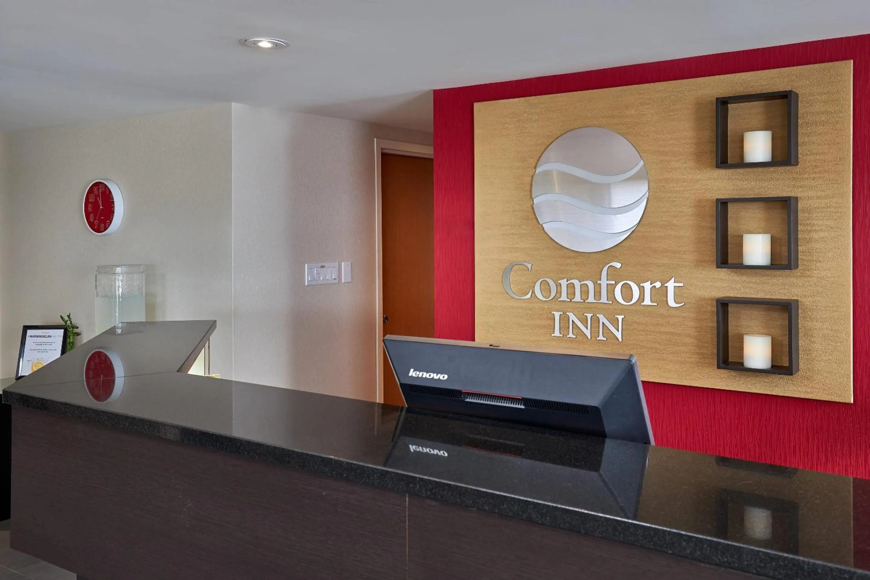 Lobby or reception in Comfort Inn