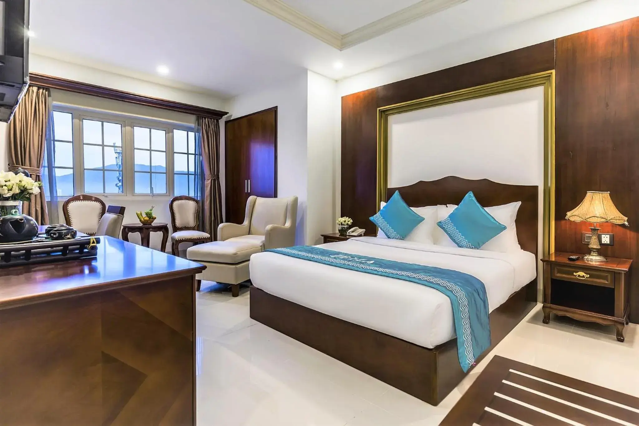 Deluxe Double Partial River View in IBIZA Riverfront Da Nang Hotel Deluxe Double Partial River View in IBIZA Riverfront Da Nang Hotel