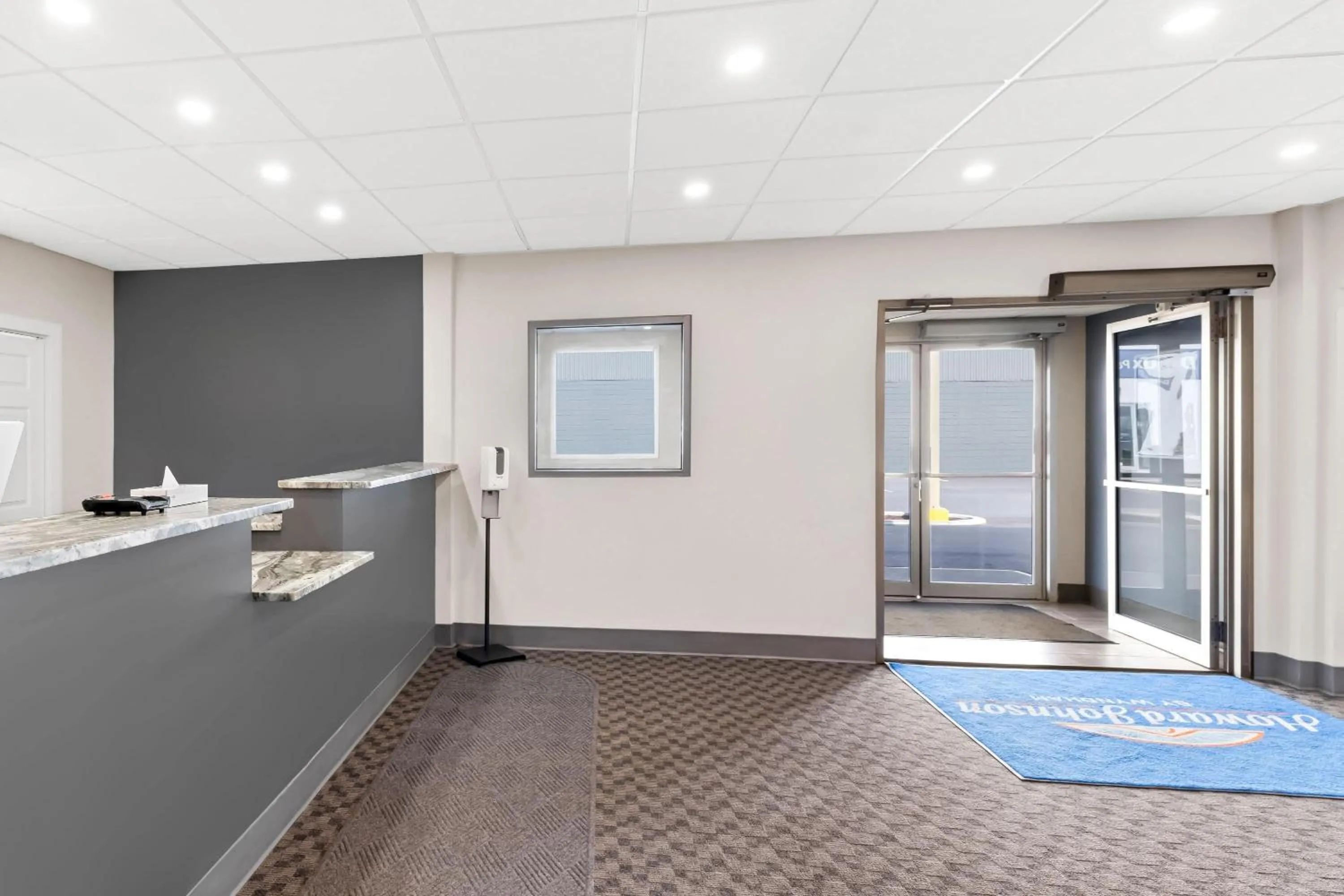 Lobby or reception in Howard Johnson by Wyndham Thunder Bay