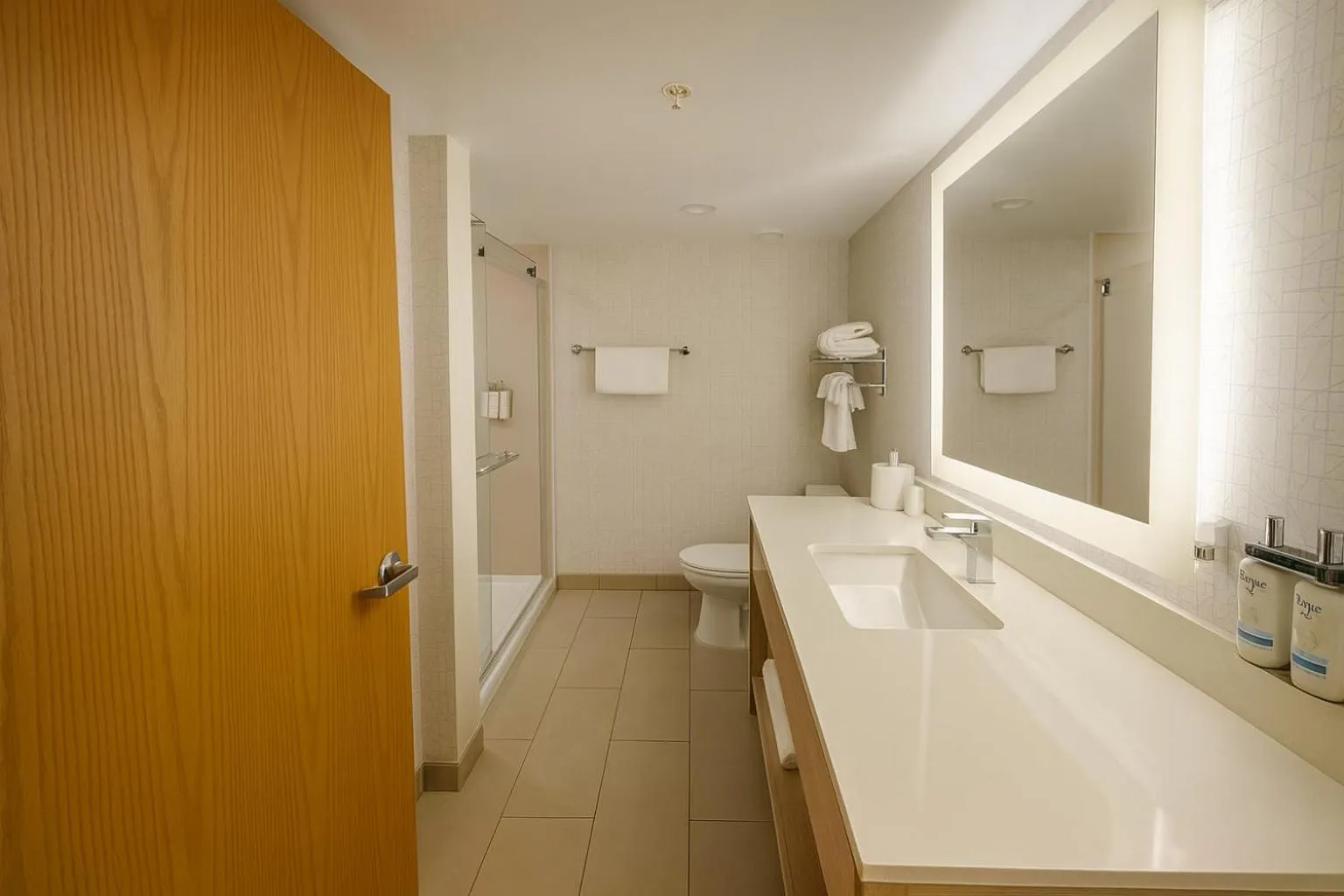 Shower in Holiday Inn Express & Suites Halifax - Bedford by IHG