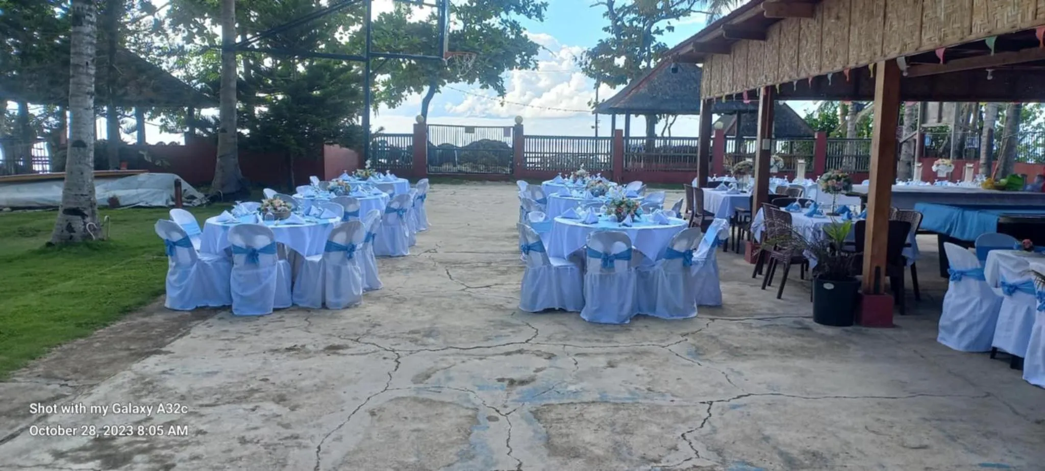 Restaurant/places to eat in Anda Poseidon’s Beach Resort