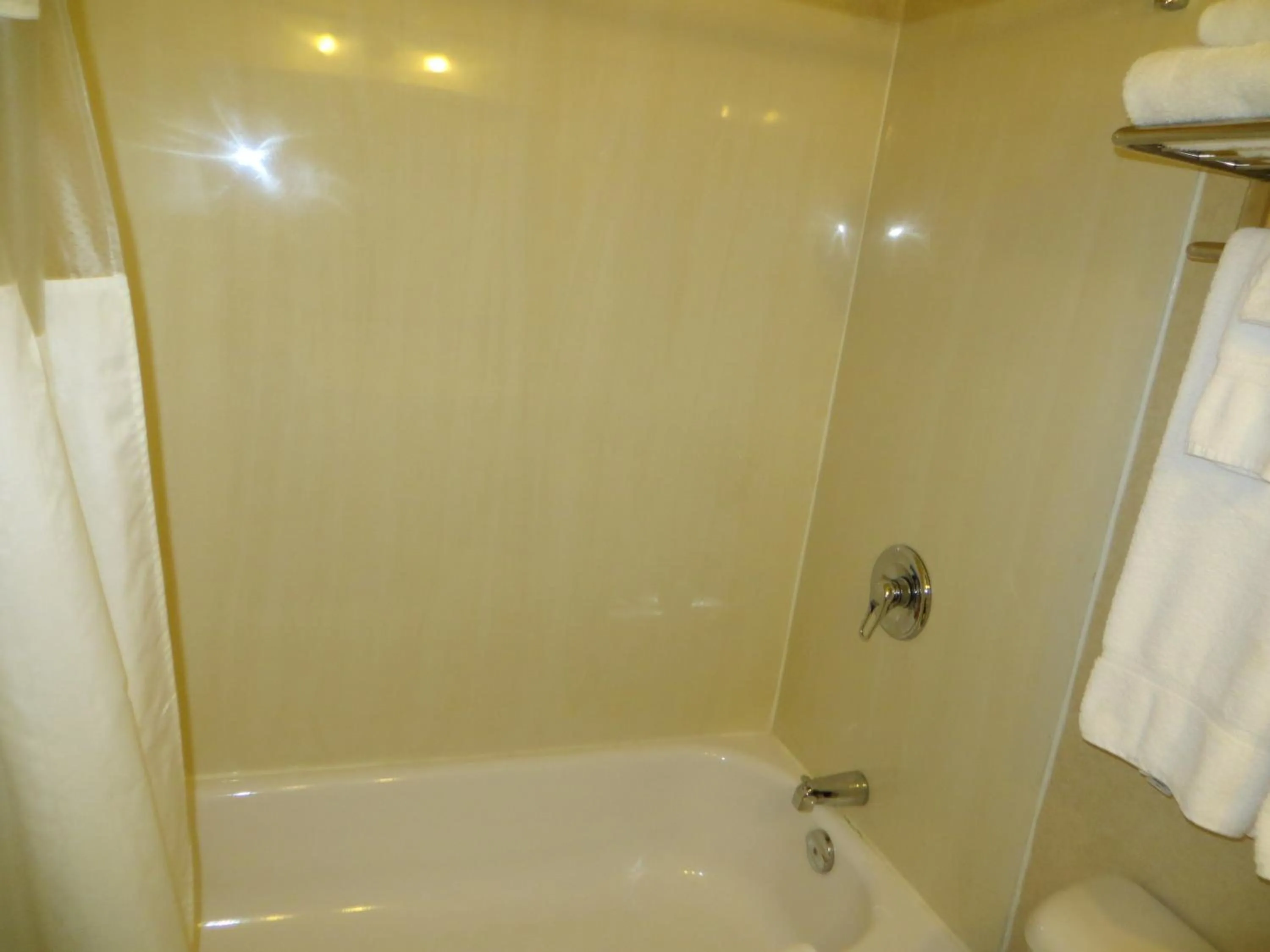 Bathroom in New Lodge Winnipeg