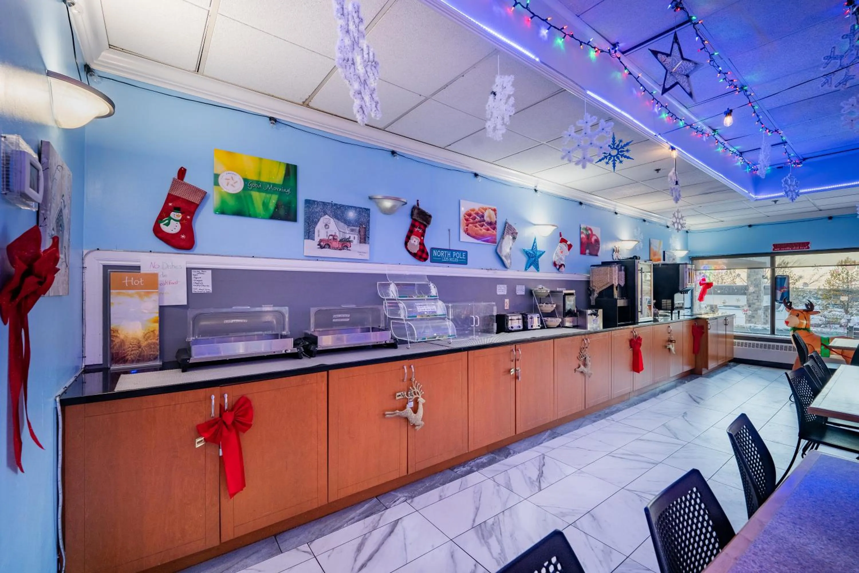 Restaurant/places to eat in HFX Airport Hotel