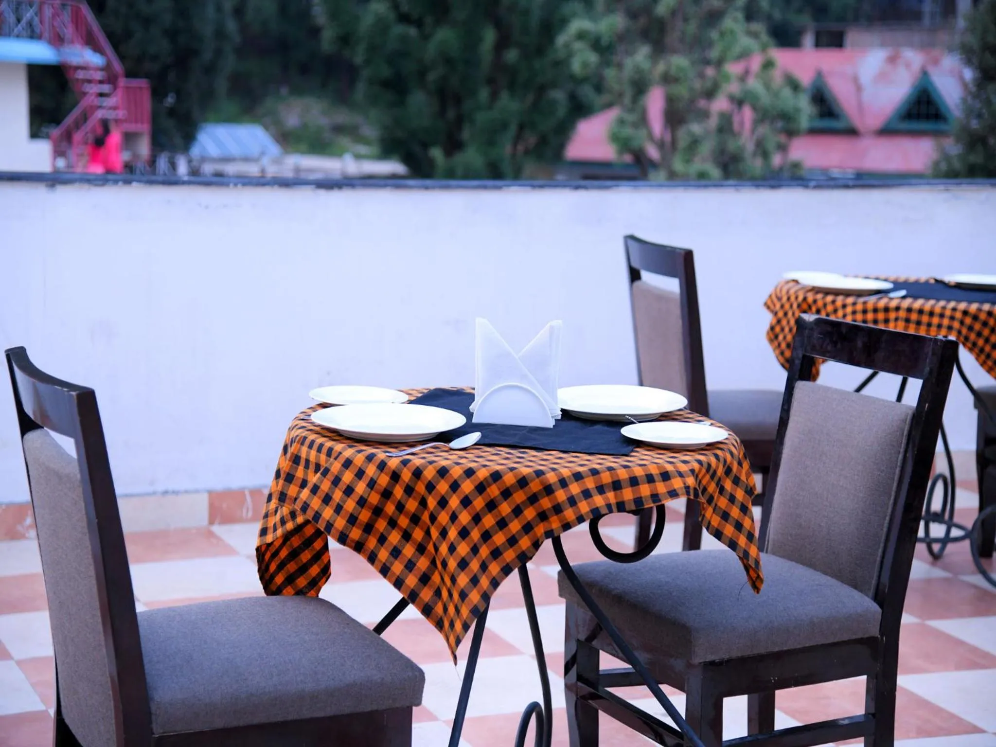 Restaurant/places to eat in Hotel Trinity Heights