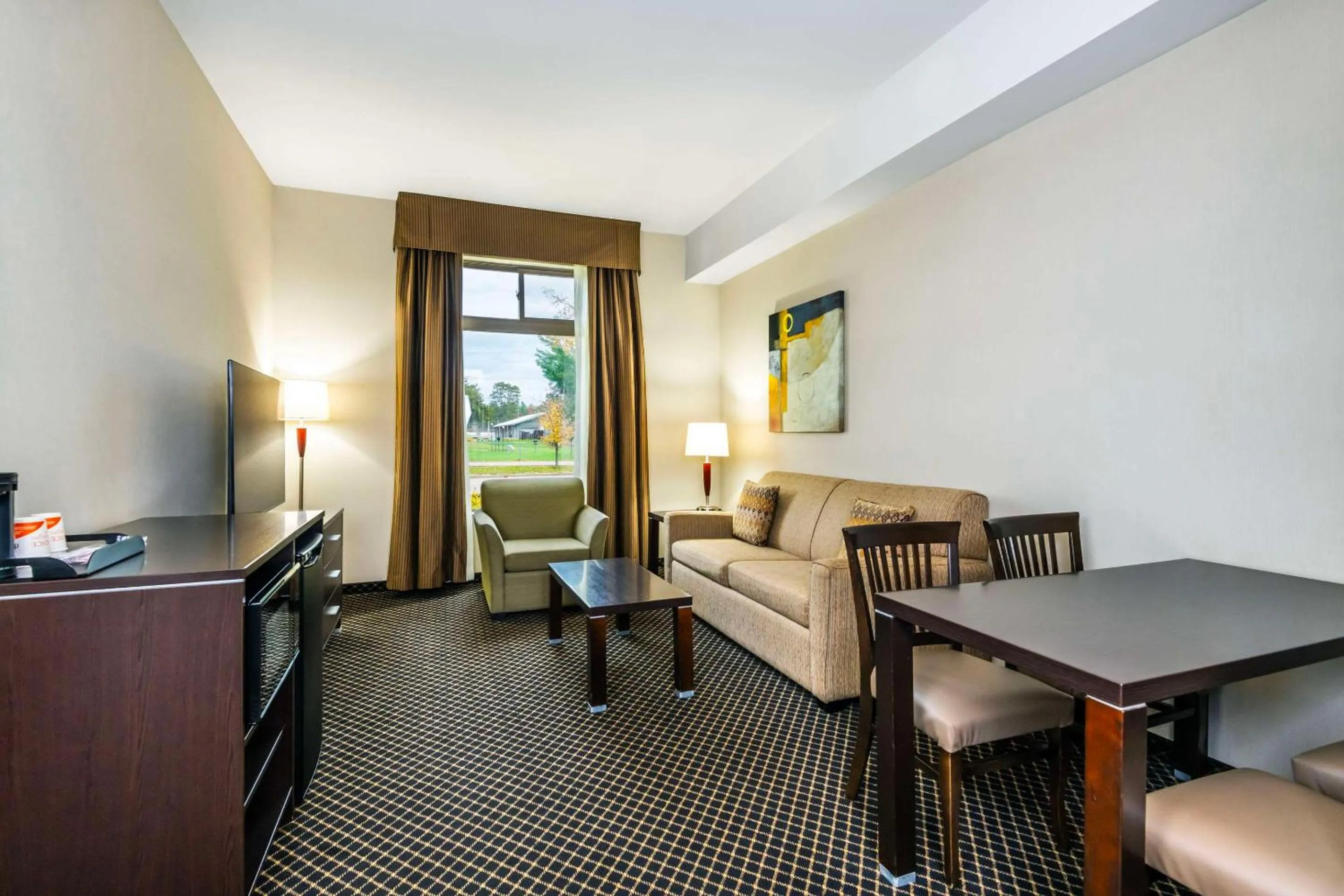 Living room in Quality Inn & Suites