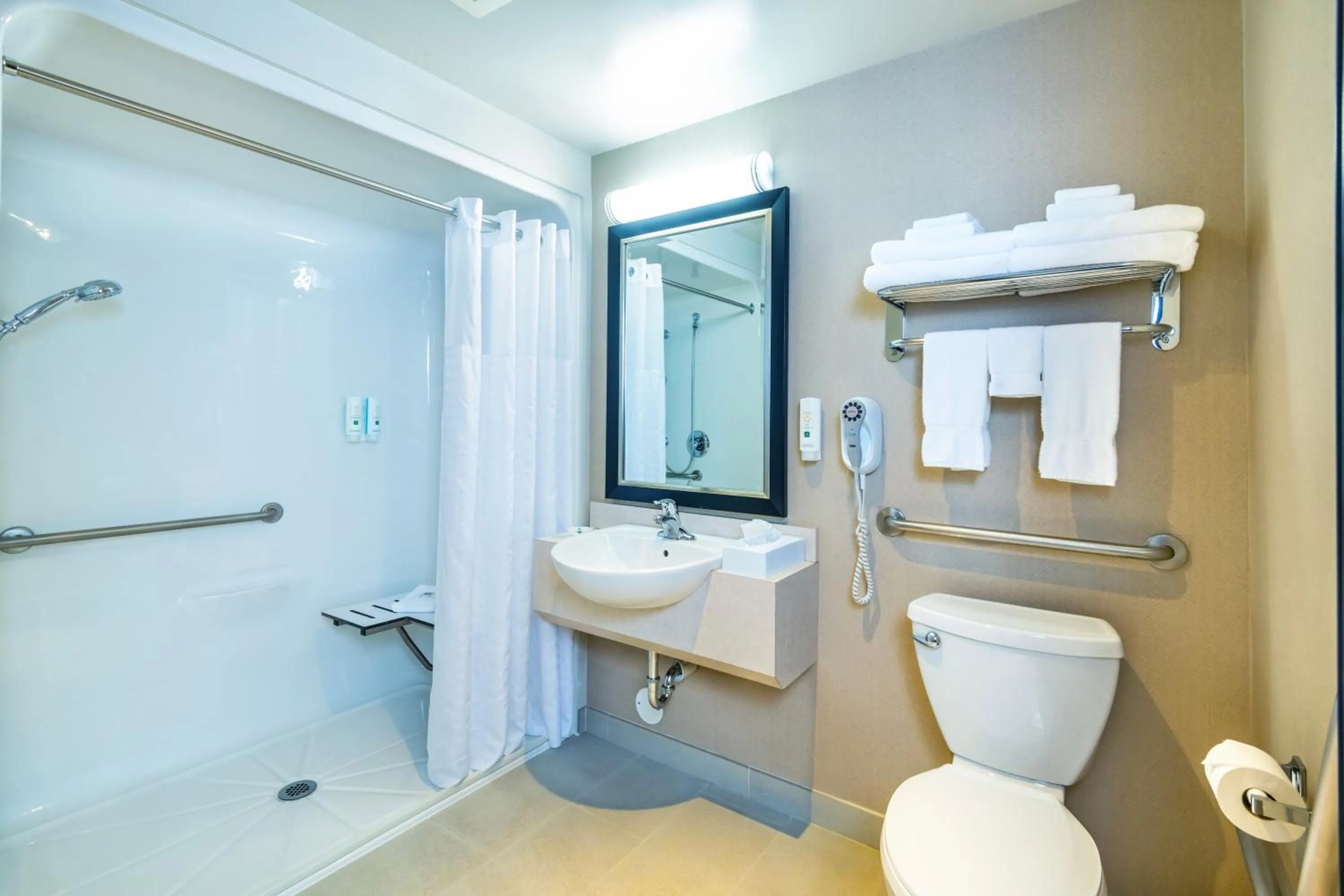 Quality Inn & Suites