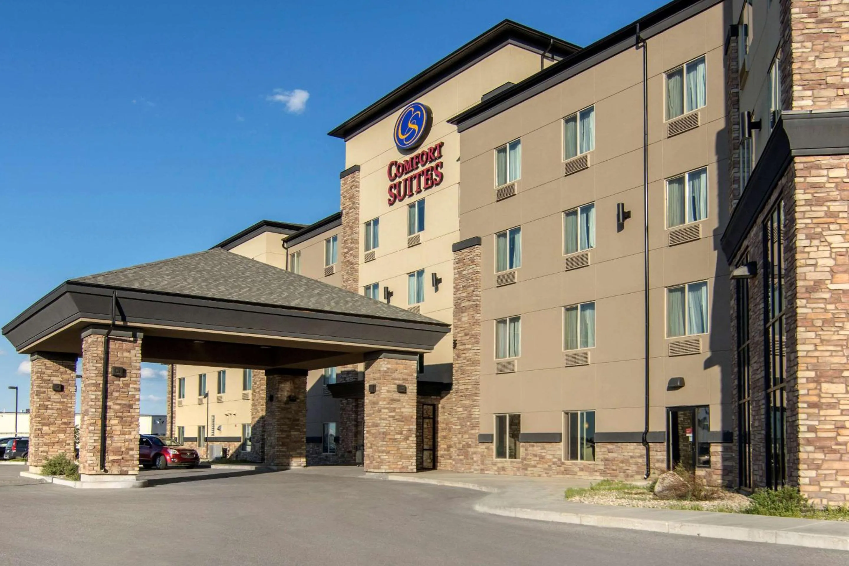 Property building in Comfort Suites