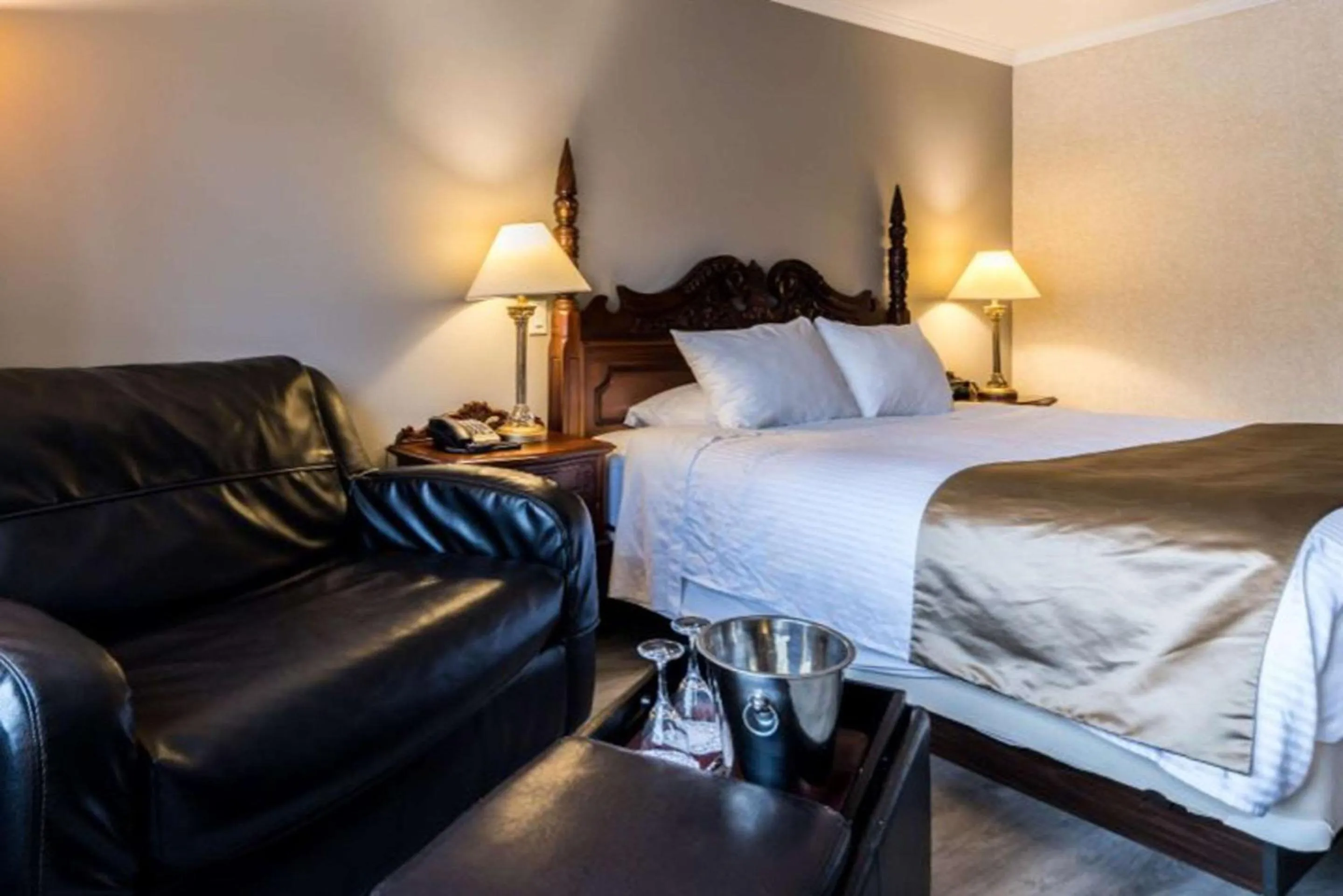 Bedroom, Bed in St Christophe Hotel & Spa, an Ascend Collection Hotel