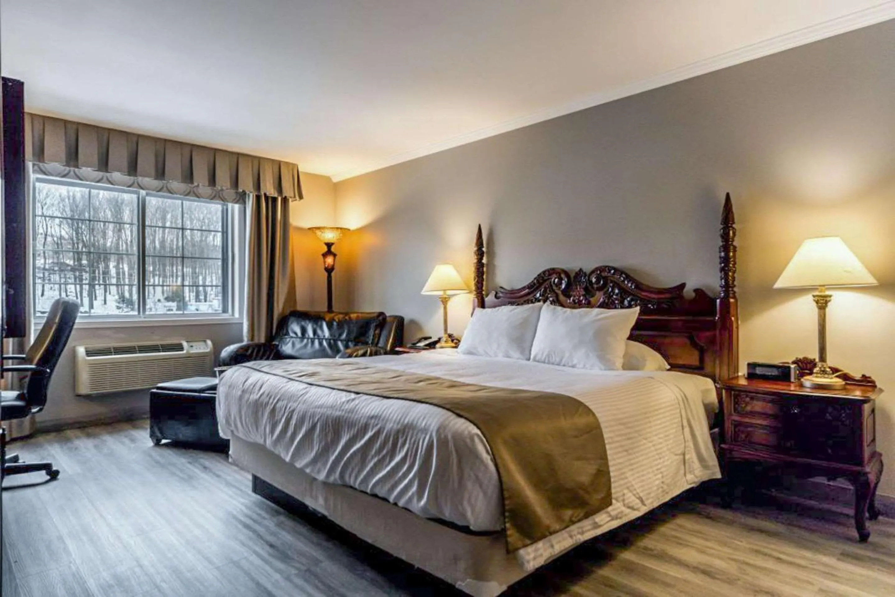 Bedroom, Bed in St Christophe Hotel & Spa, an Ascend Collection Hotel