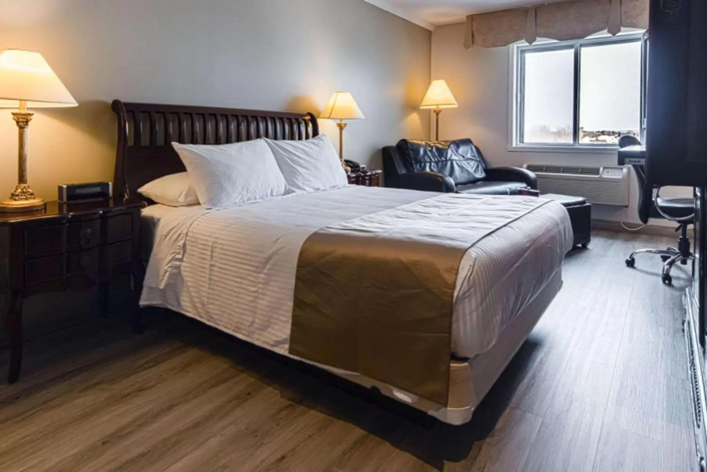 Classic Queen Room in St Christophe Hotel & Spa, an Ascend Collection Hotel Classic Queen Room in St Christophe Hotel & Spa, an Ascend Collection Hotel