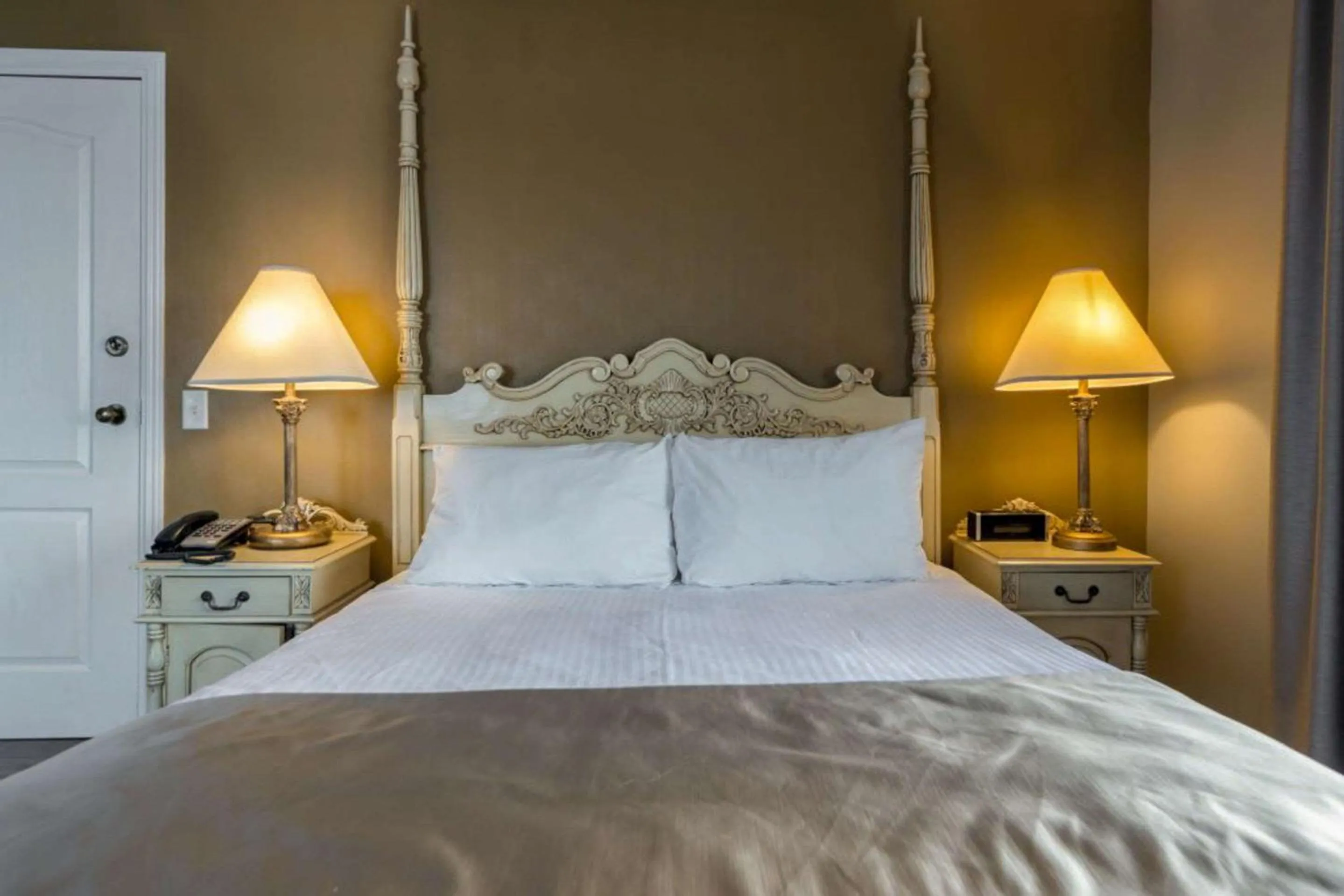 Bedroom, Bed in St Christophe Hotel & Spa, an Ascend Collection Hotel