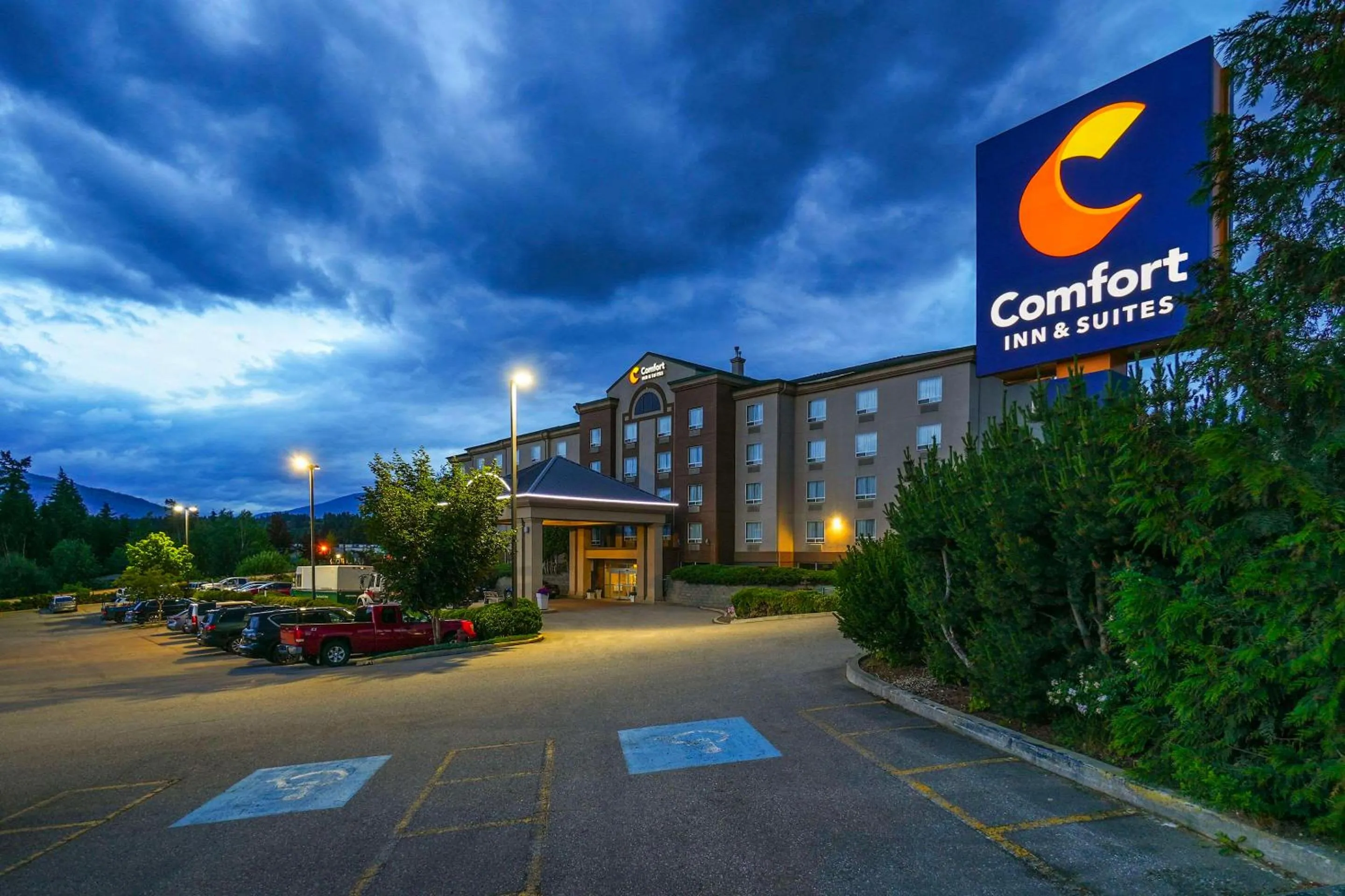 Property building in Comfort Inn & Suites