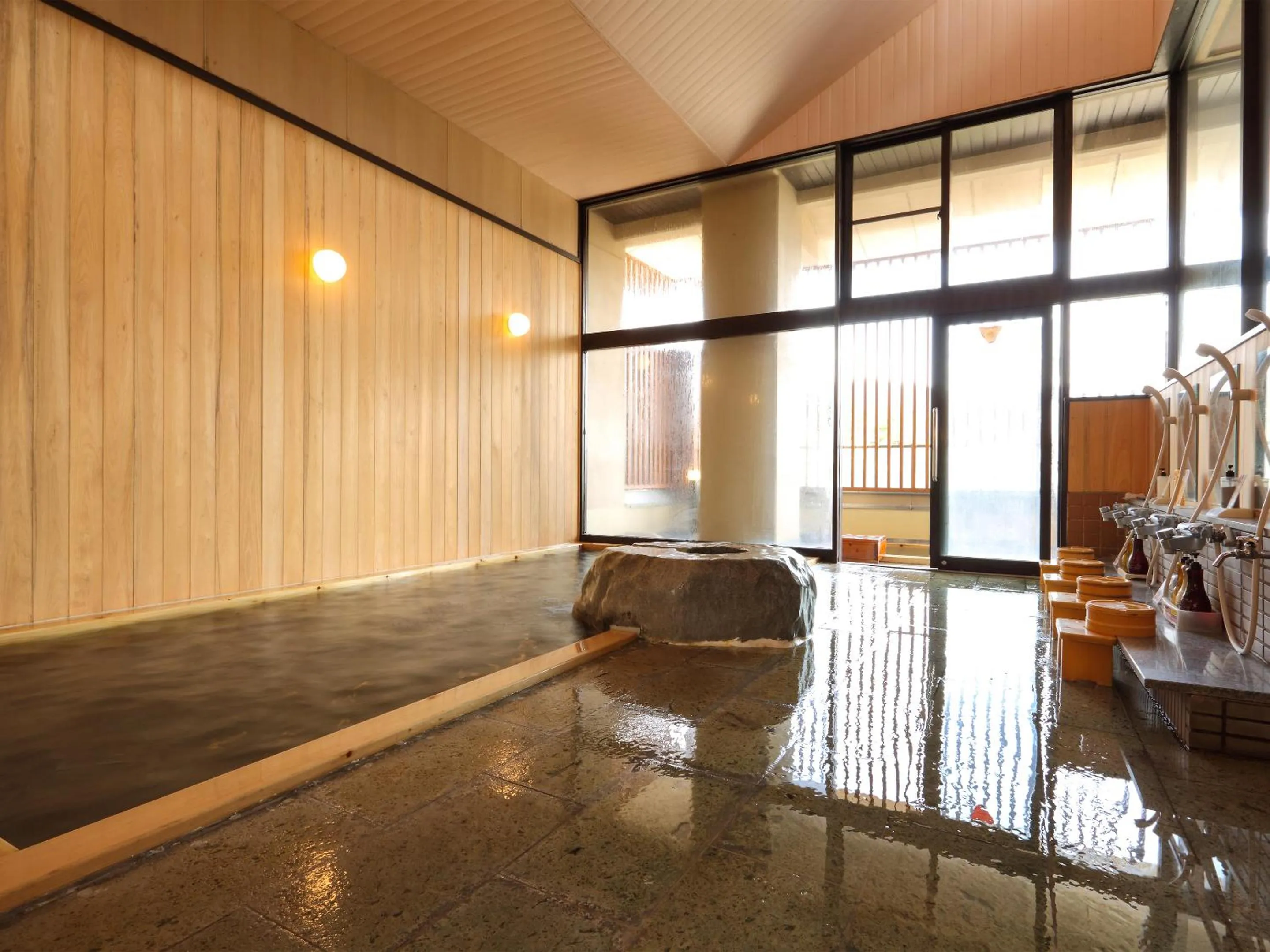 Public Bath in Kurobe Sunvalley Hotel