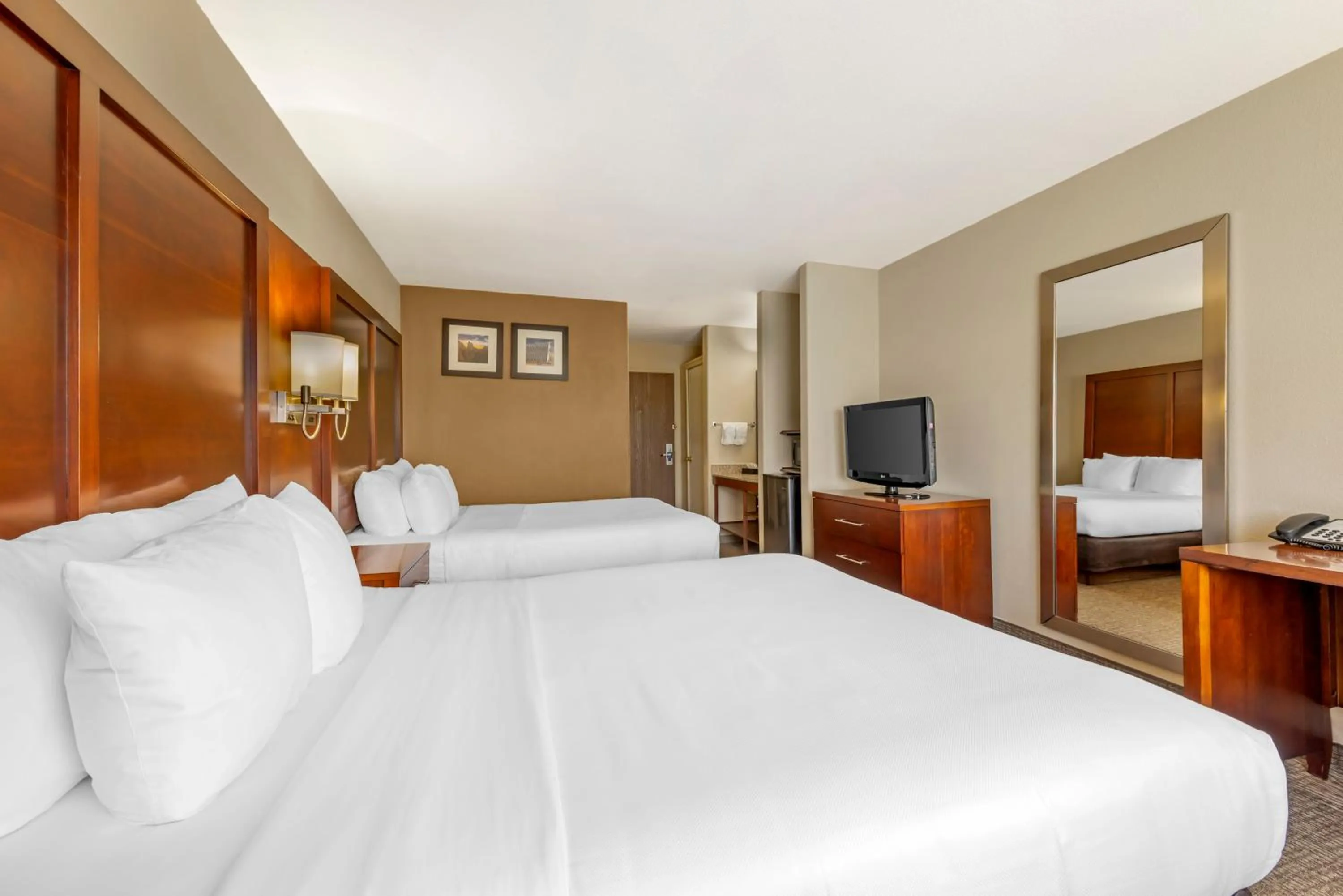 Bed in Comfort Inn North - Air Force Academy Area