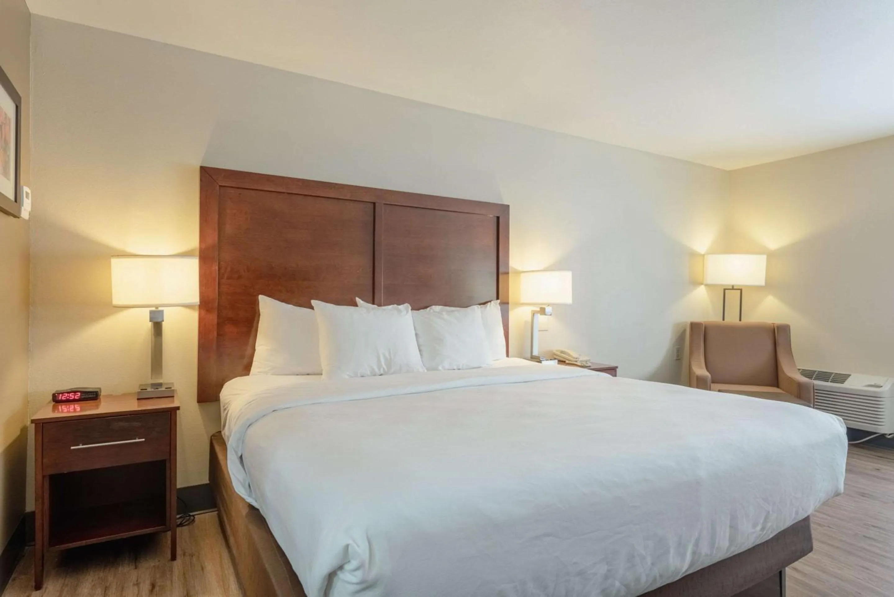 Bedroom, Bed in Comfort Inn & Suites Alamosa