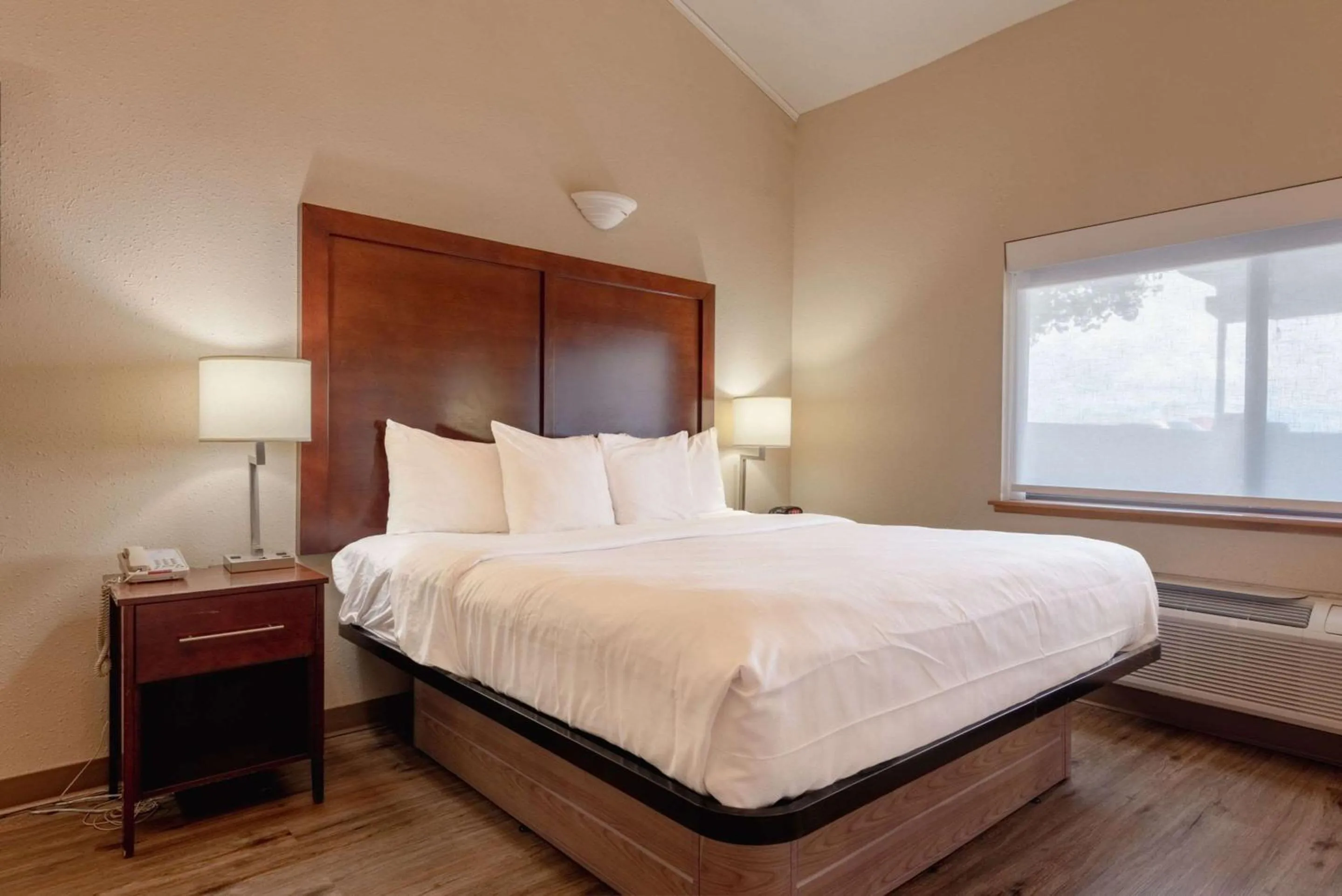 Bedroom, Bed in Comfort Inn & Suites Alamosa