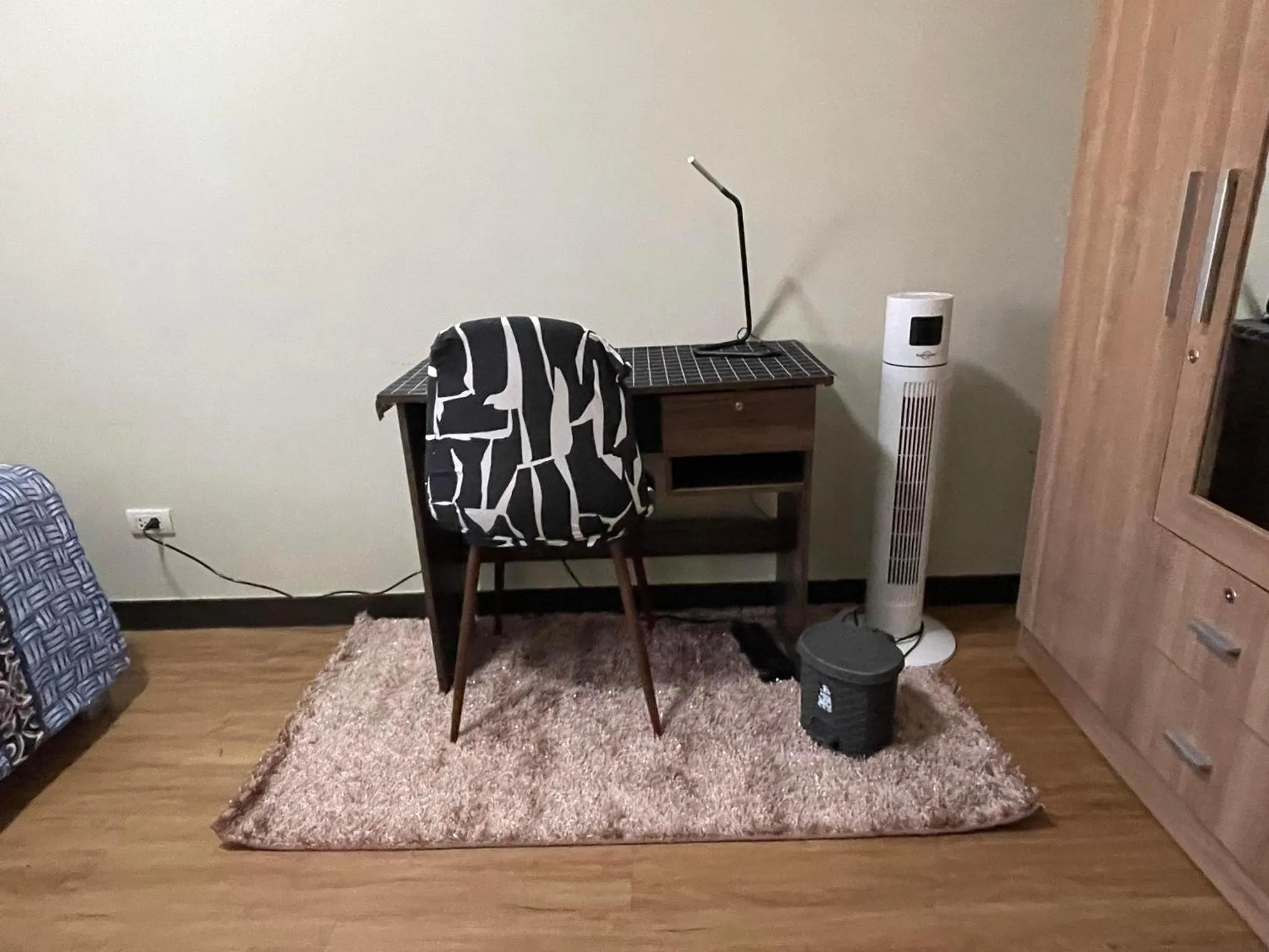 Bedroom in MaRoy Suites at Asteria Residences (Near NAIA with free Parking+Fiber Internet)