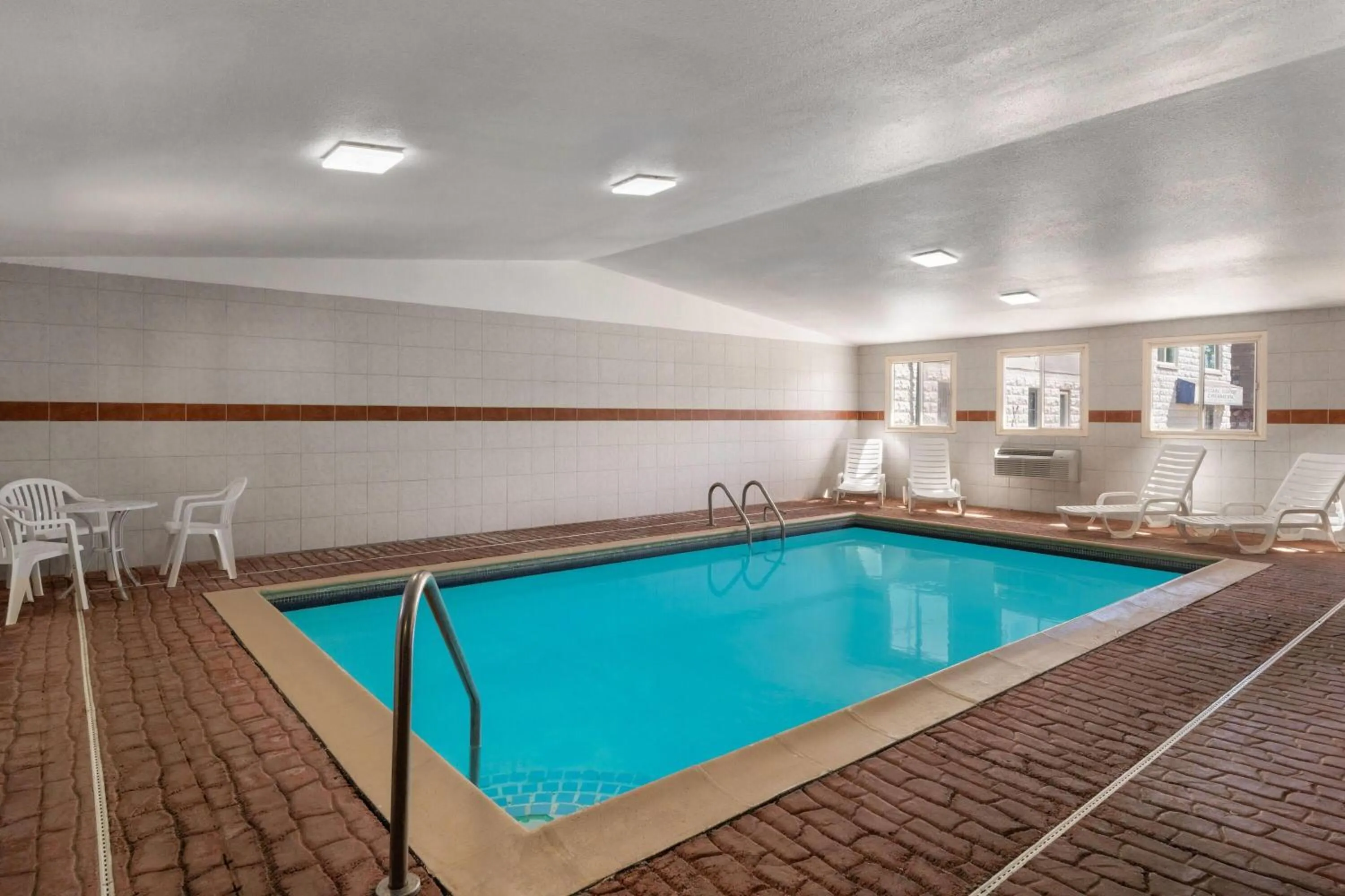 Swimming pool in Days Inn by Wyndham Canon City