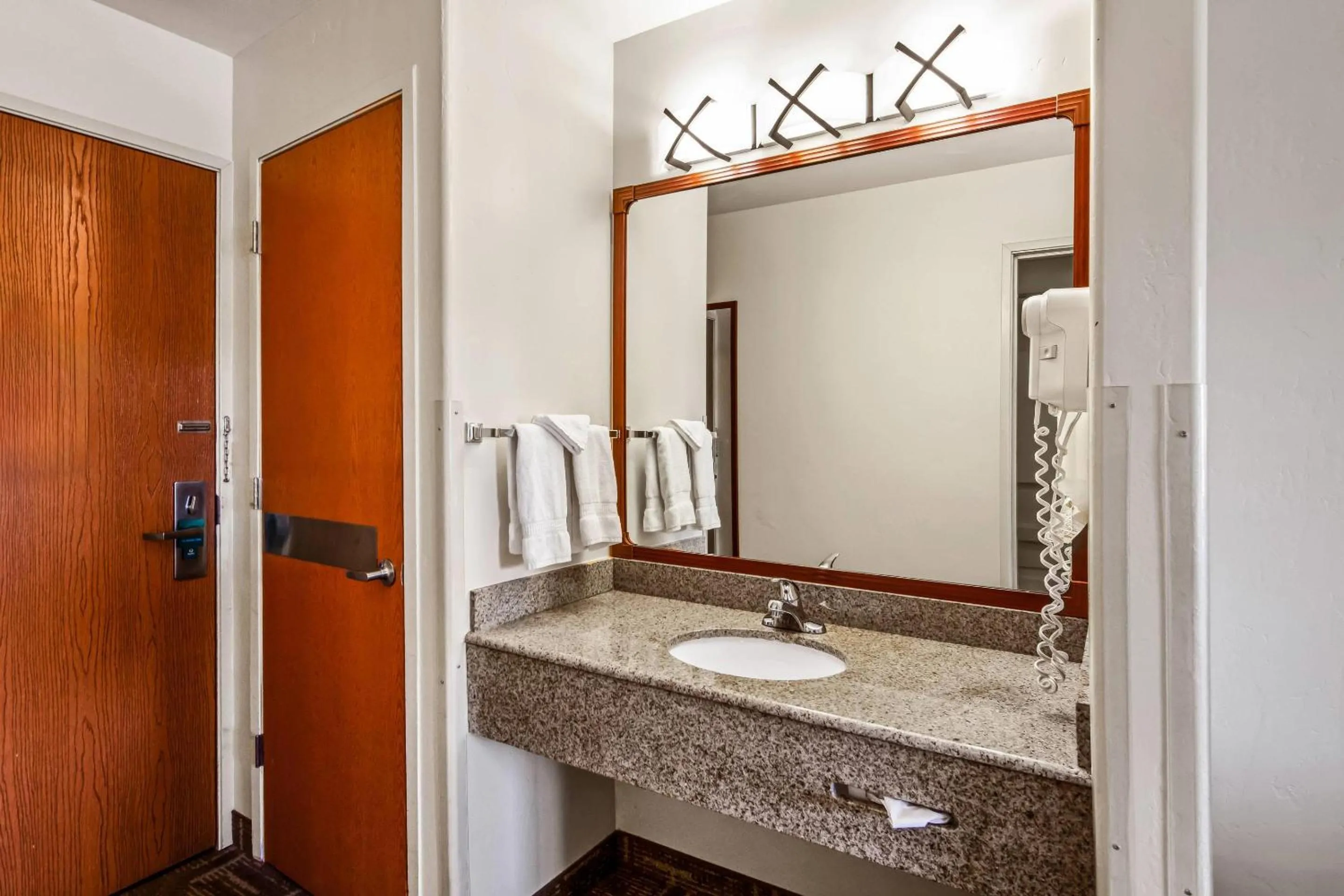 Bedroom in Quality Inn & Suites Vail Valley