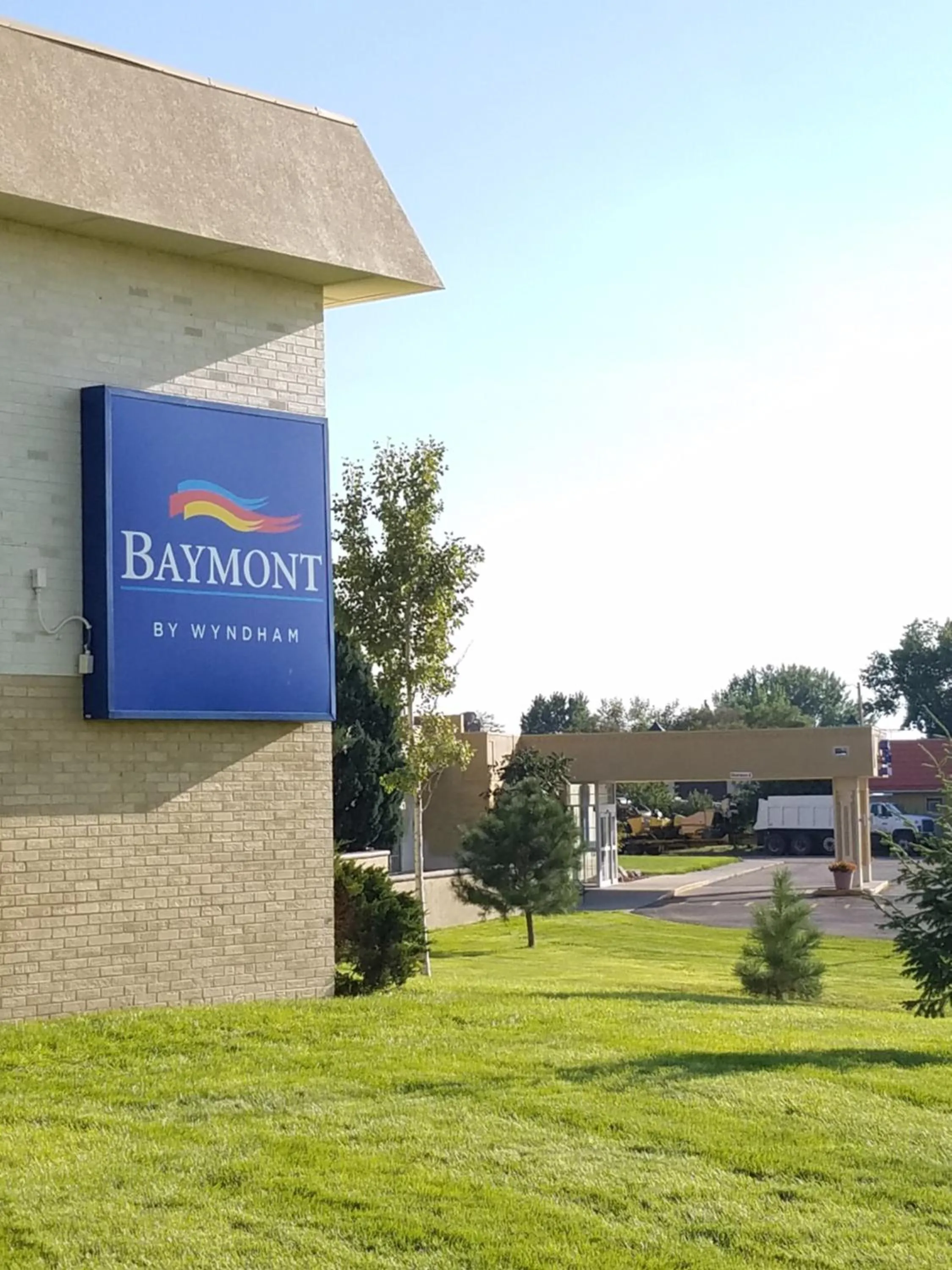 Property building in Baymont by Wyndham Fort Morgan