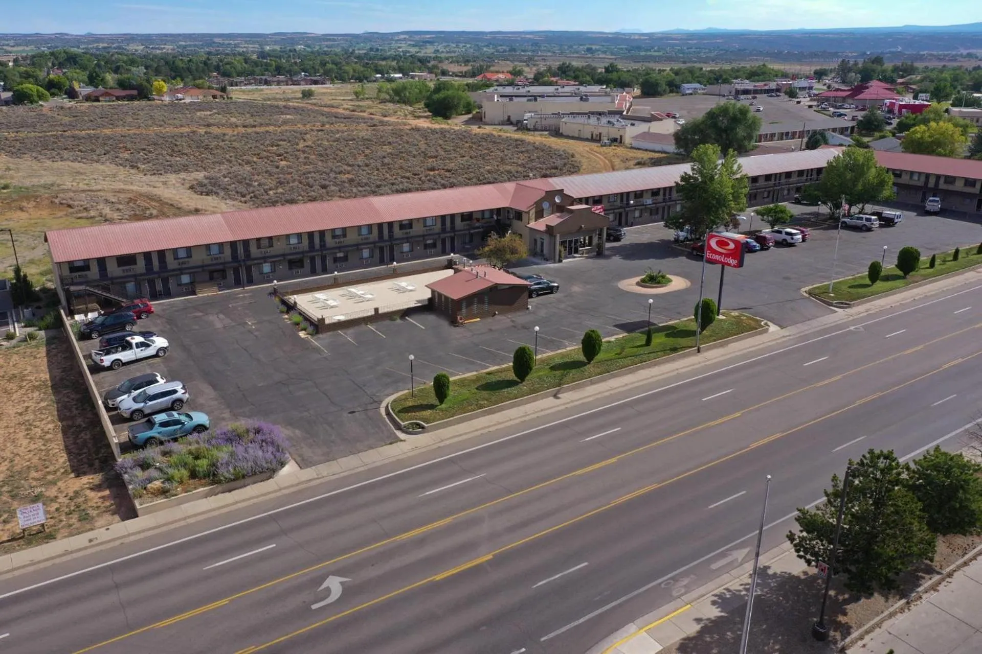 Property building in Econo Lodge Cortez near Mesa Verde