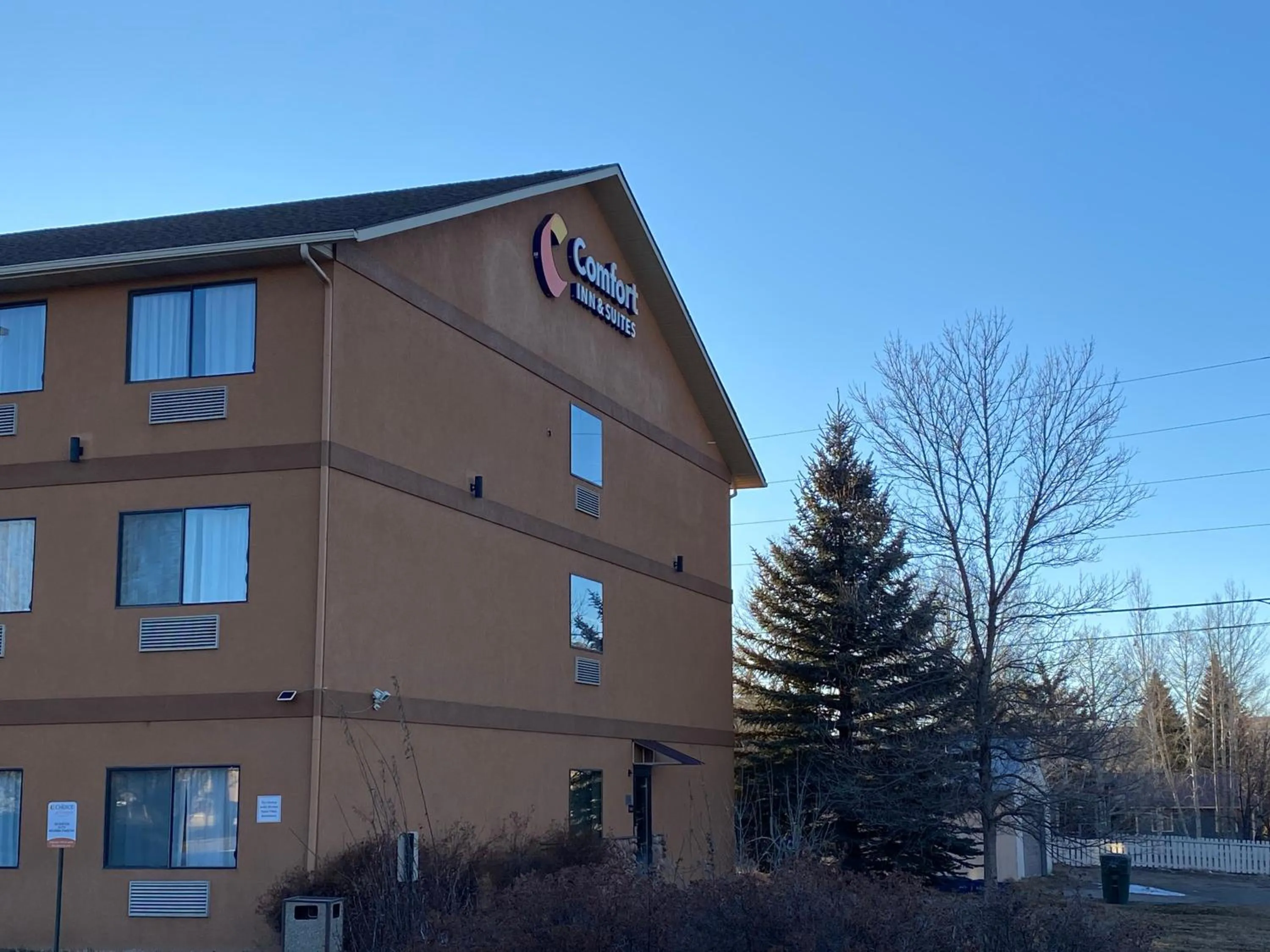 Property building in Comfort Inn & Suites Gunnison-Crested Butte