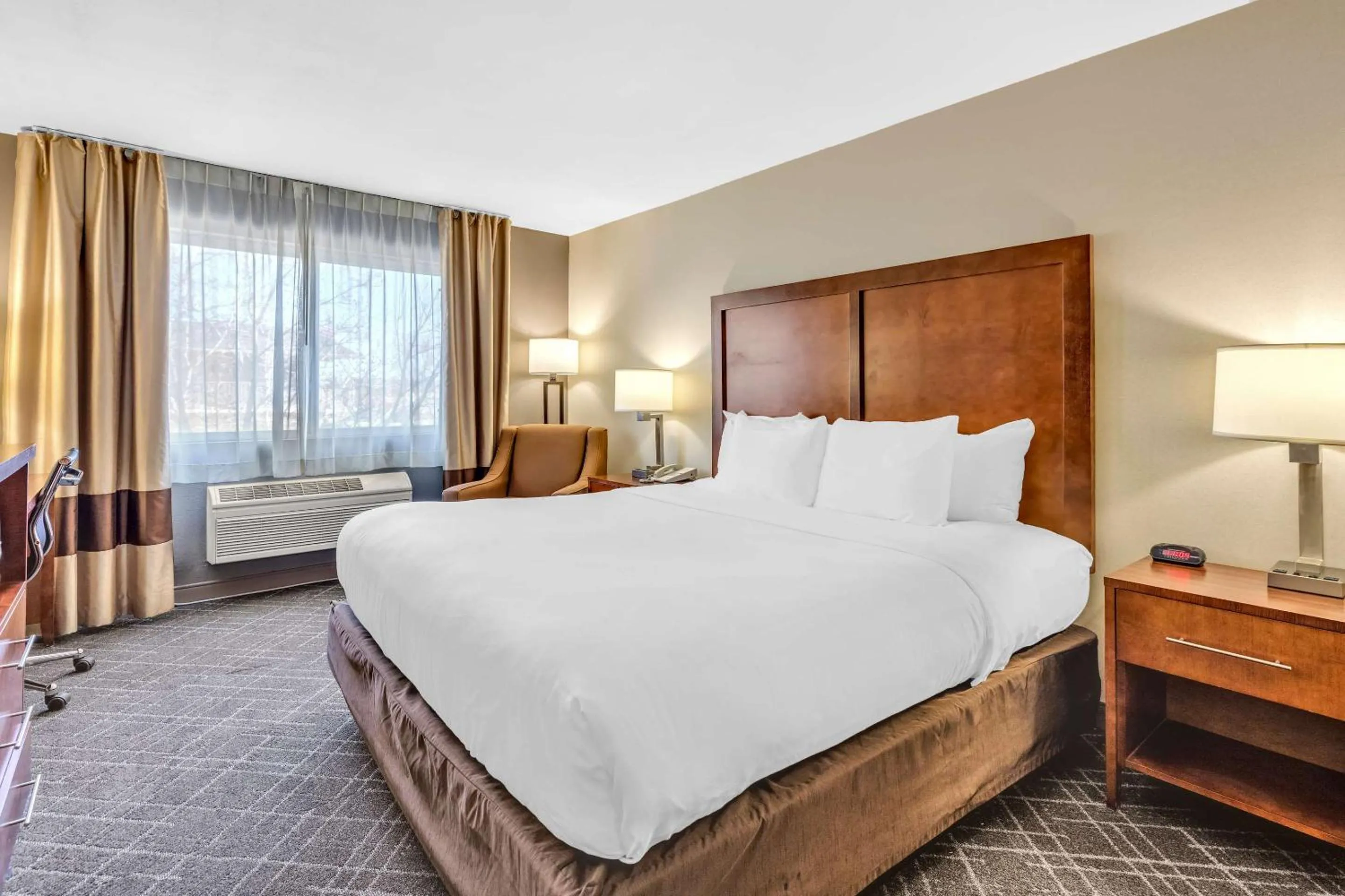 Bedroom in Comfort Inn Denver West Arvada Station