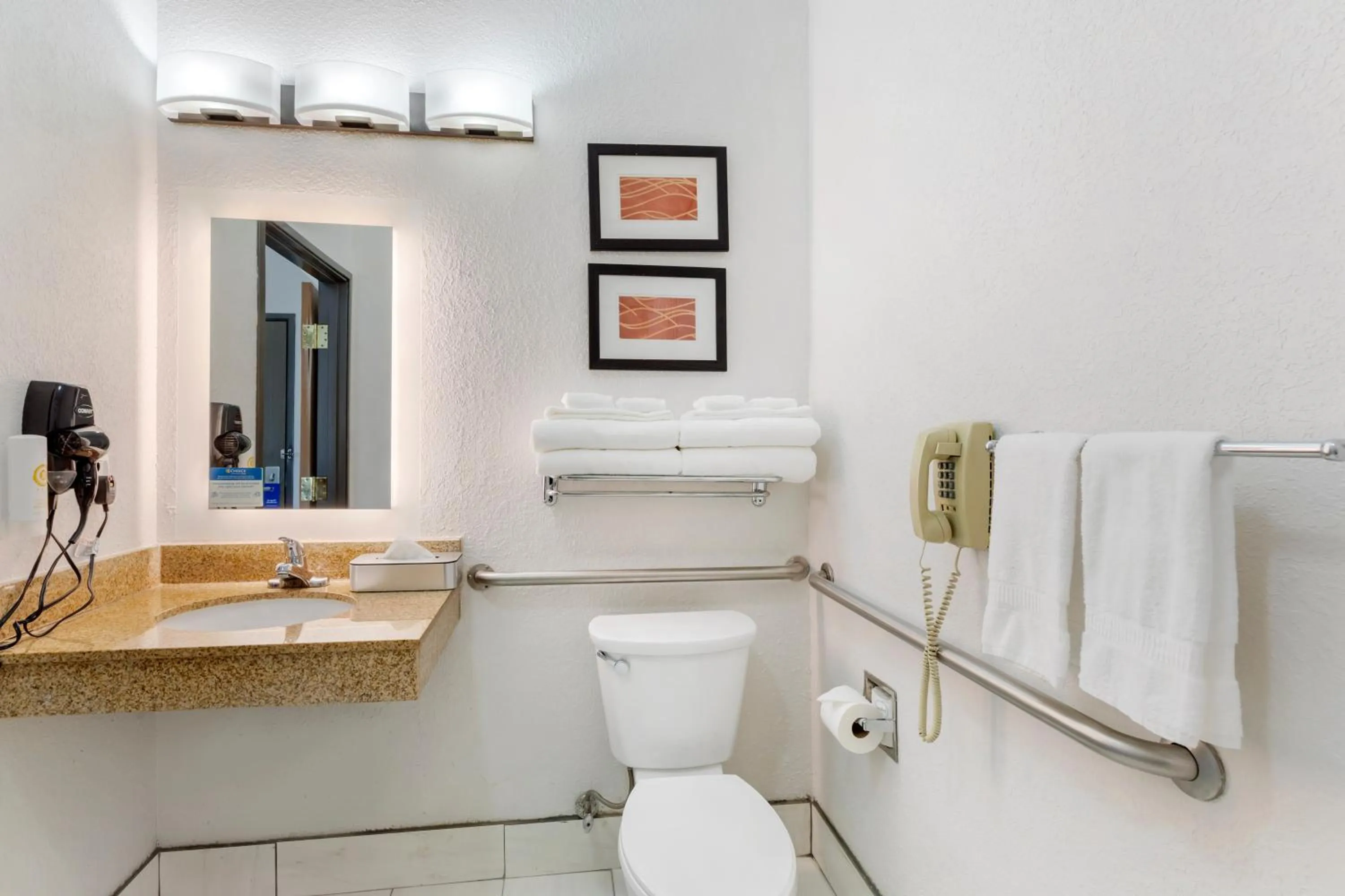 Bathroom in Comfort Inn Denver West Arvada Station