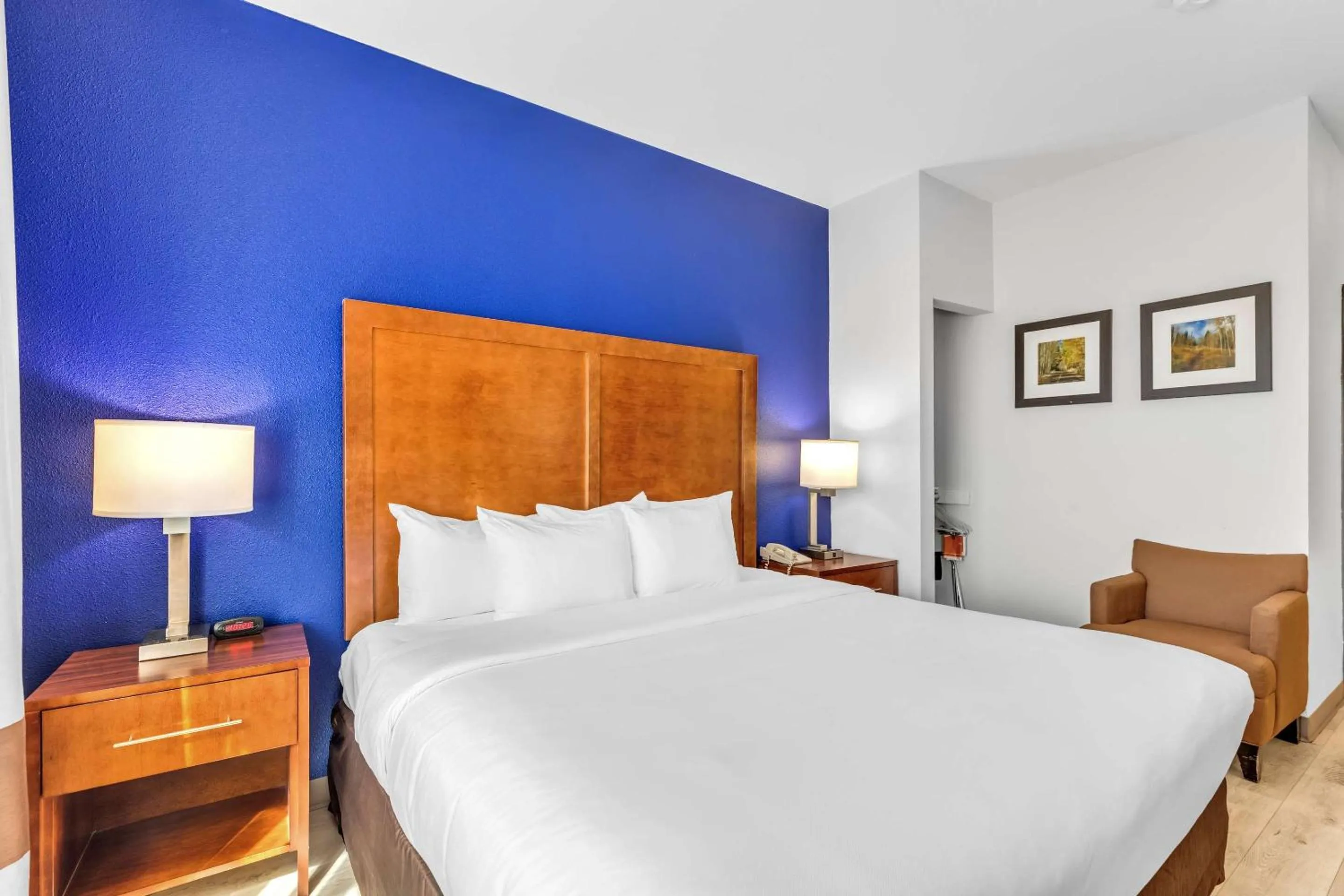 Bedroom in Comfort Inn Denver West Arvada Station