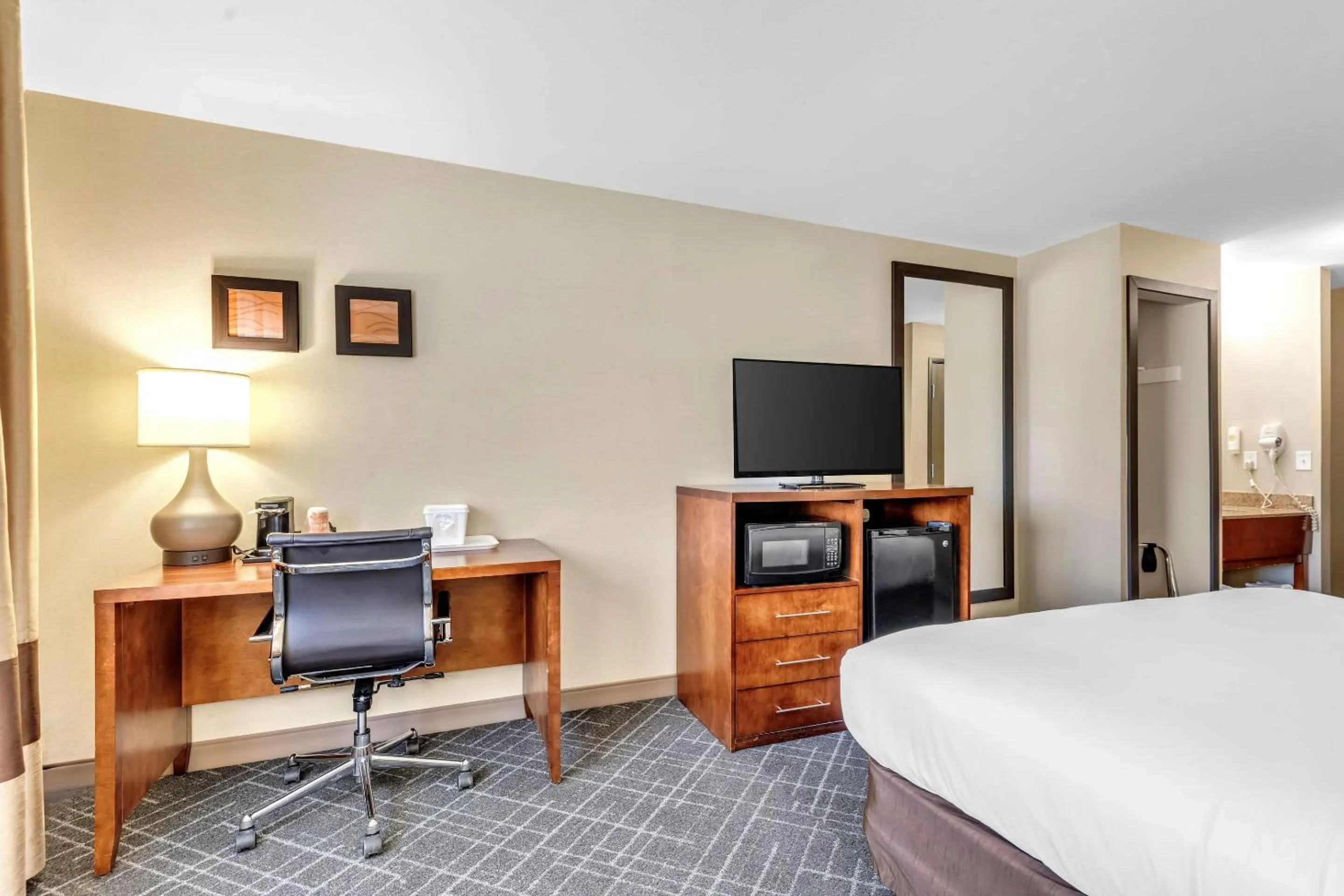 Bedroom in Comfort Inn Denver West Arvada Station