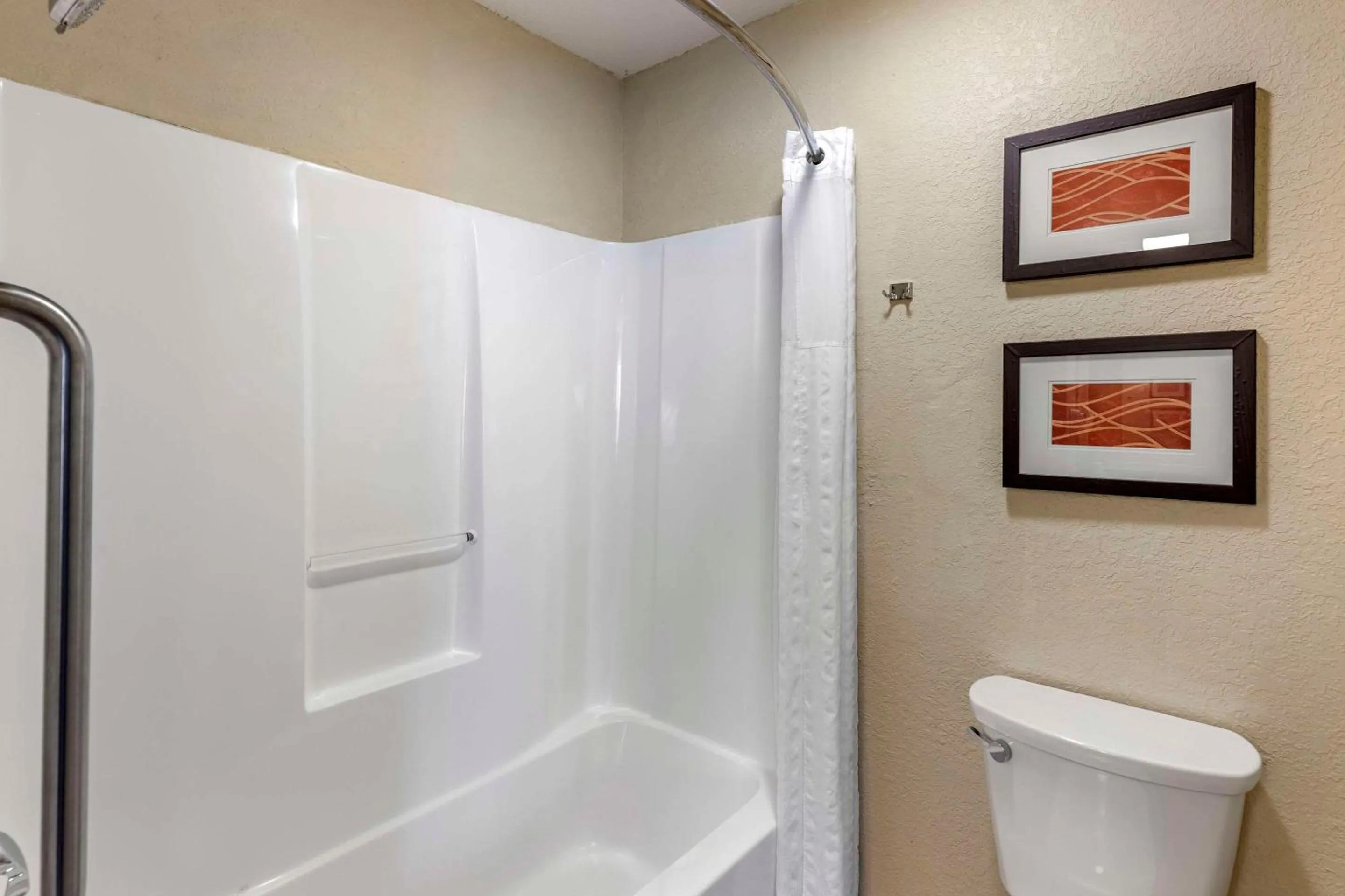 Bedroom in Comfort Inn Denver West Arvada Station