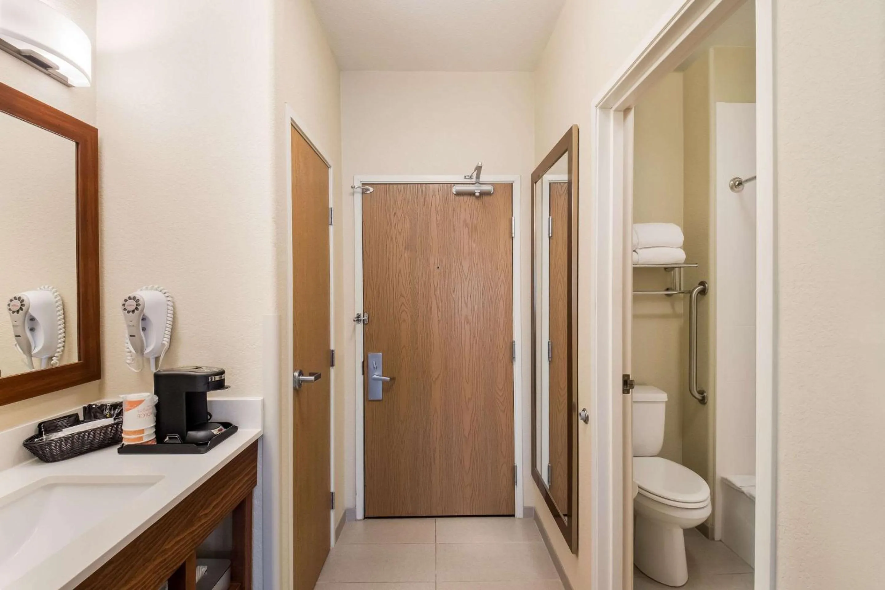 Bedroom in Comfort Inn Fort Morgan