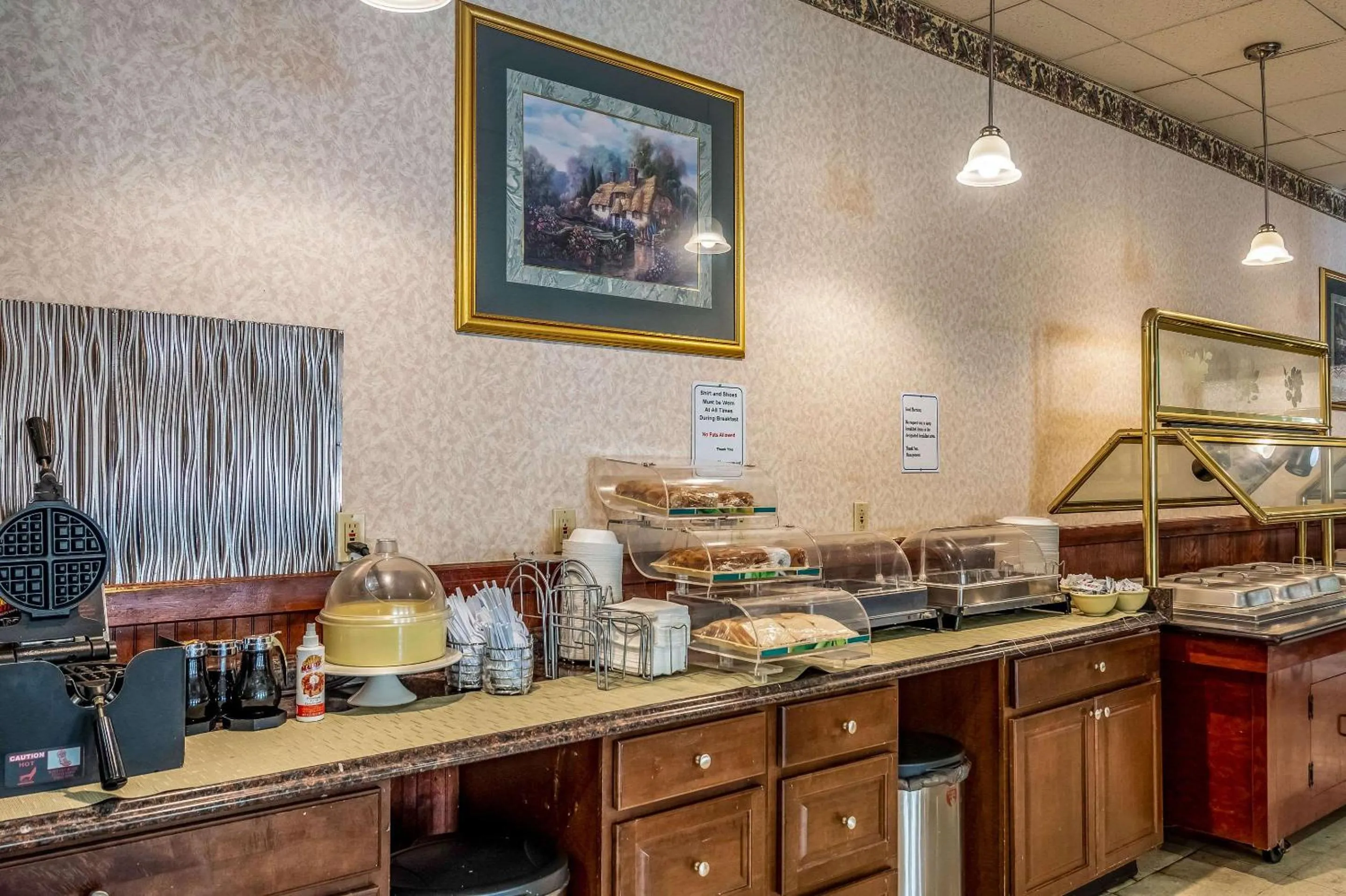 Breakfast in Quality Inn Trinidad