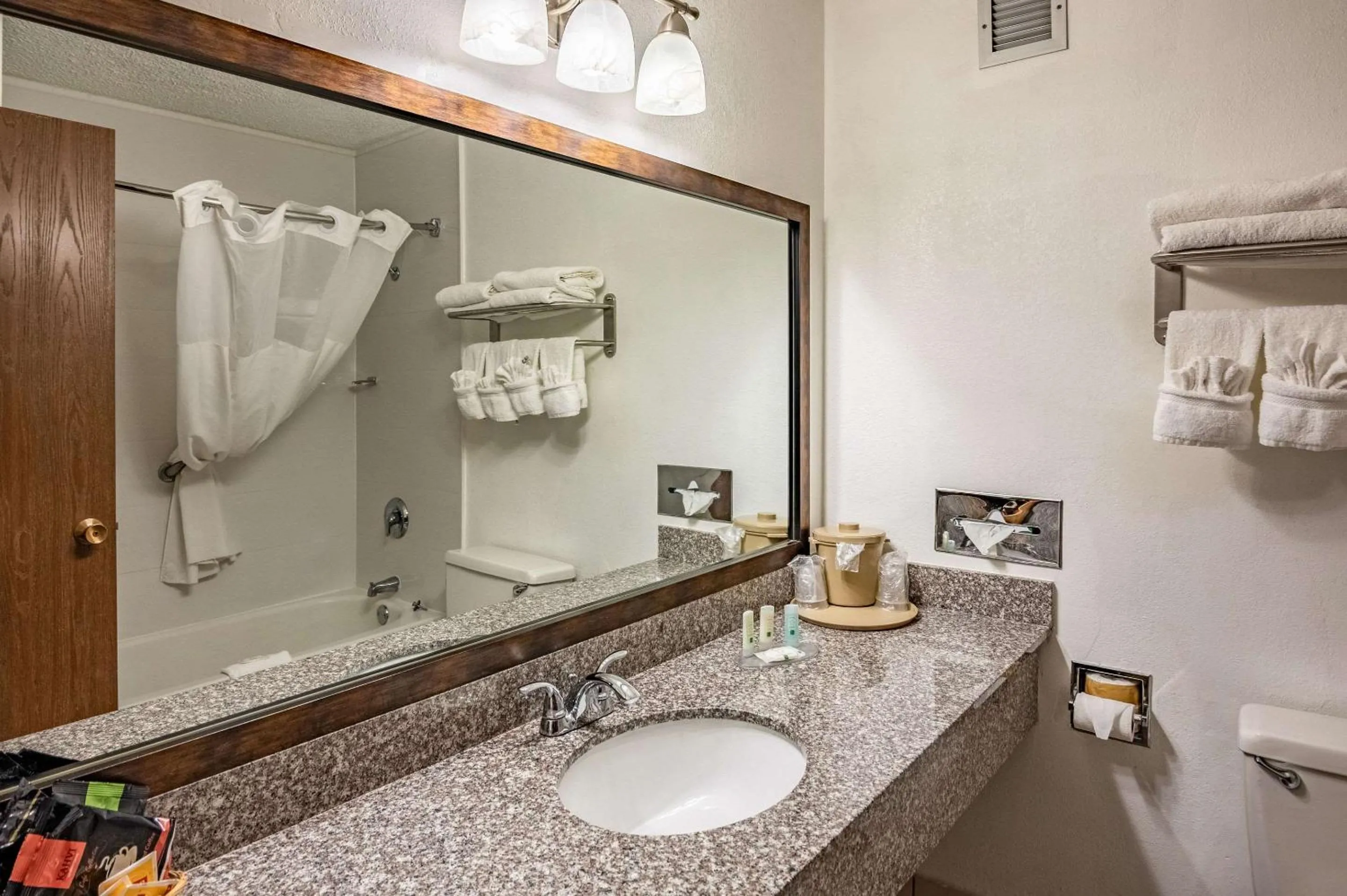 Bedroom in Quality Inn Trinidad