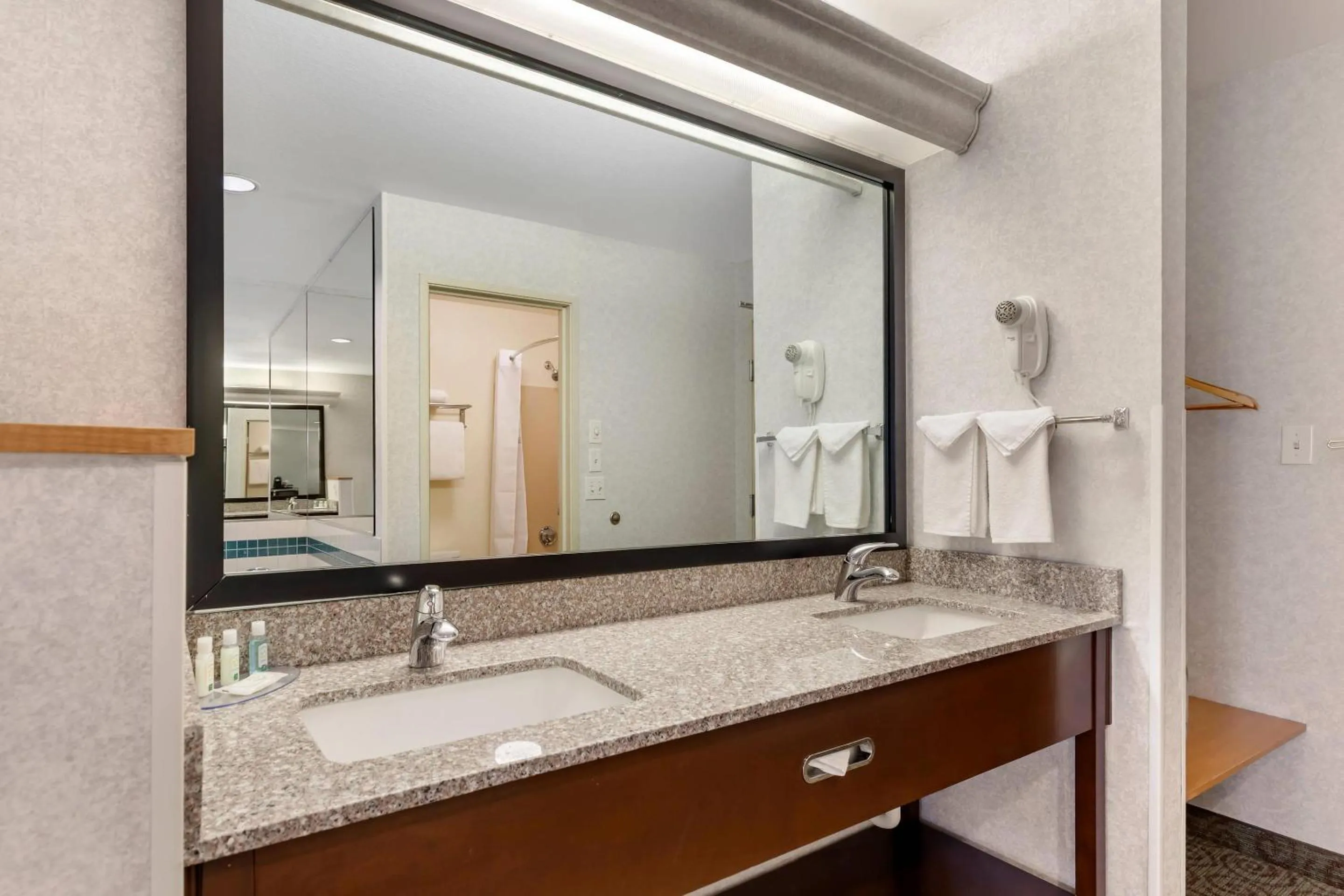 Bedroom in Quality Inn & Suites Denver Airport - Gateway Park
