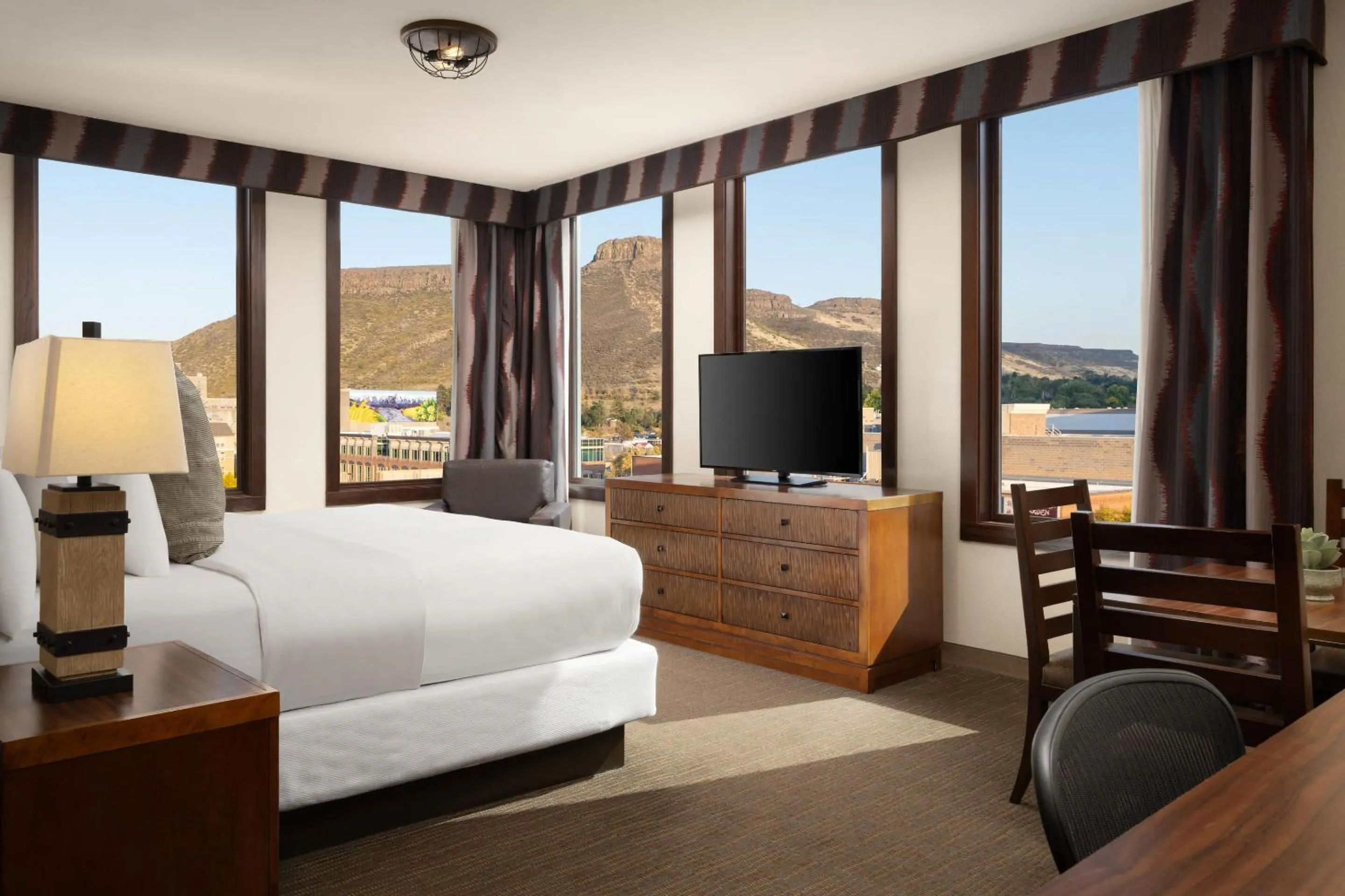 Bedroom, Bed in The Golden Hotel, an Ascend Collection Hotel