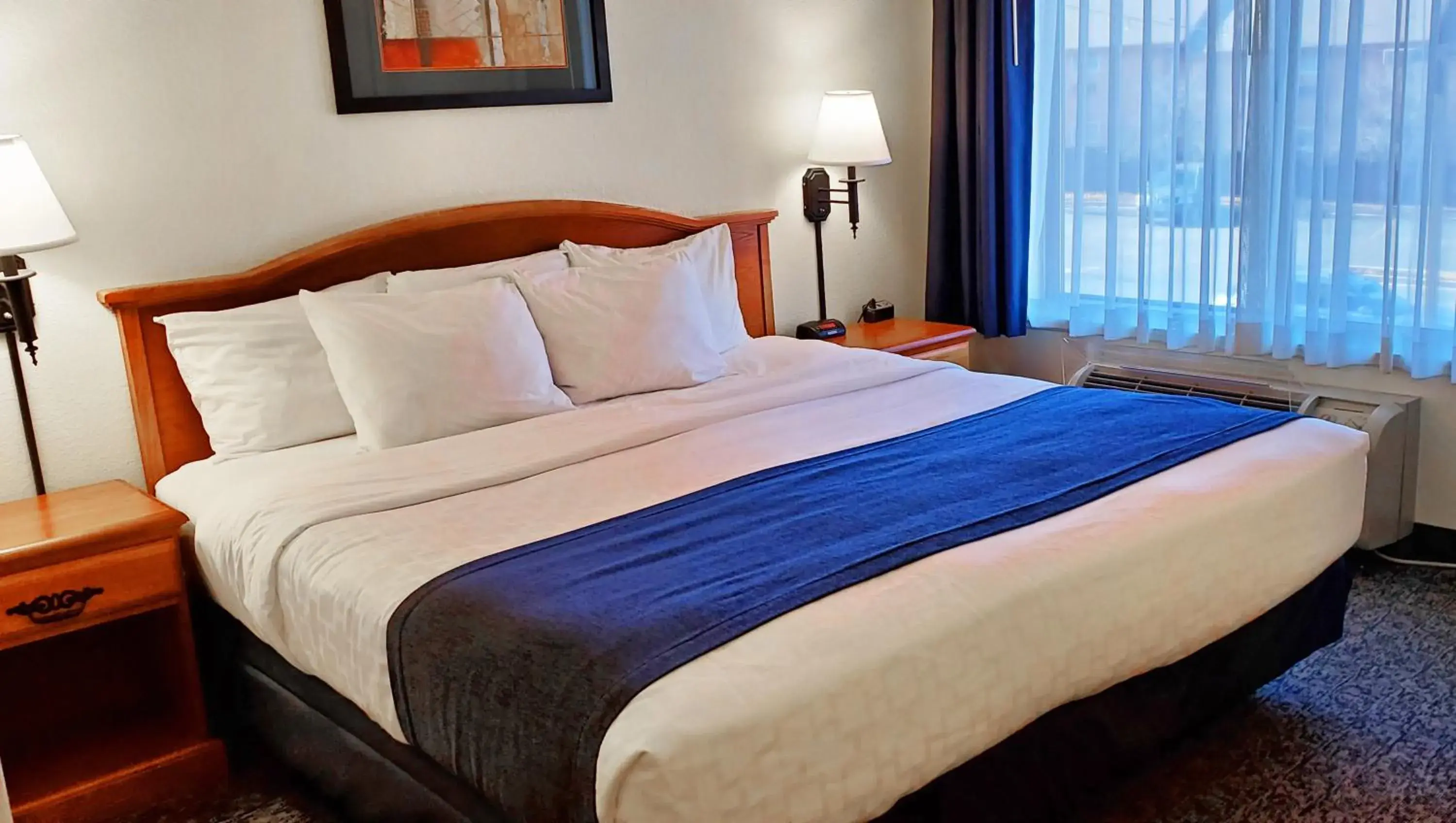 Suite with Mountain View in Magnuson Grand Pikes Peak Suite with Mountain View in Magnuson Grand Pikes Peak