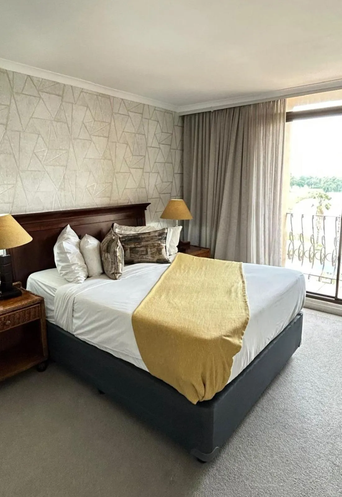 Bed in Riviera on Vaal Resort