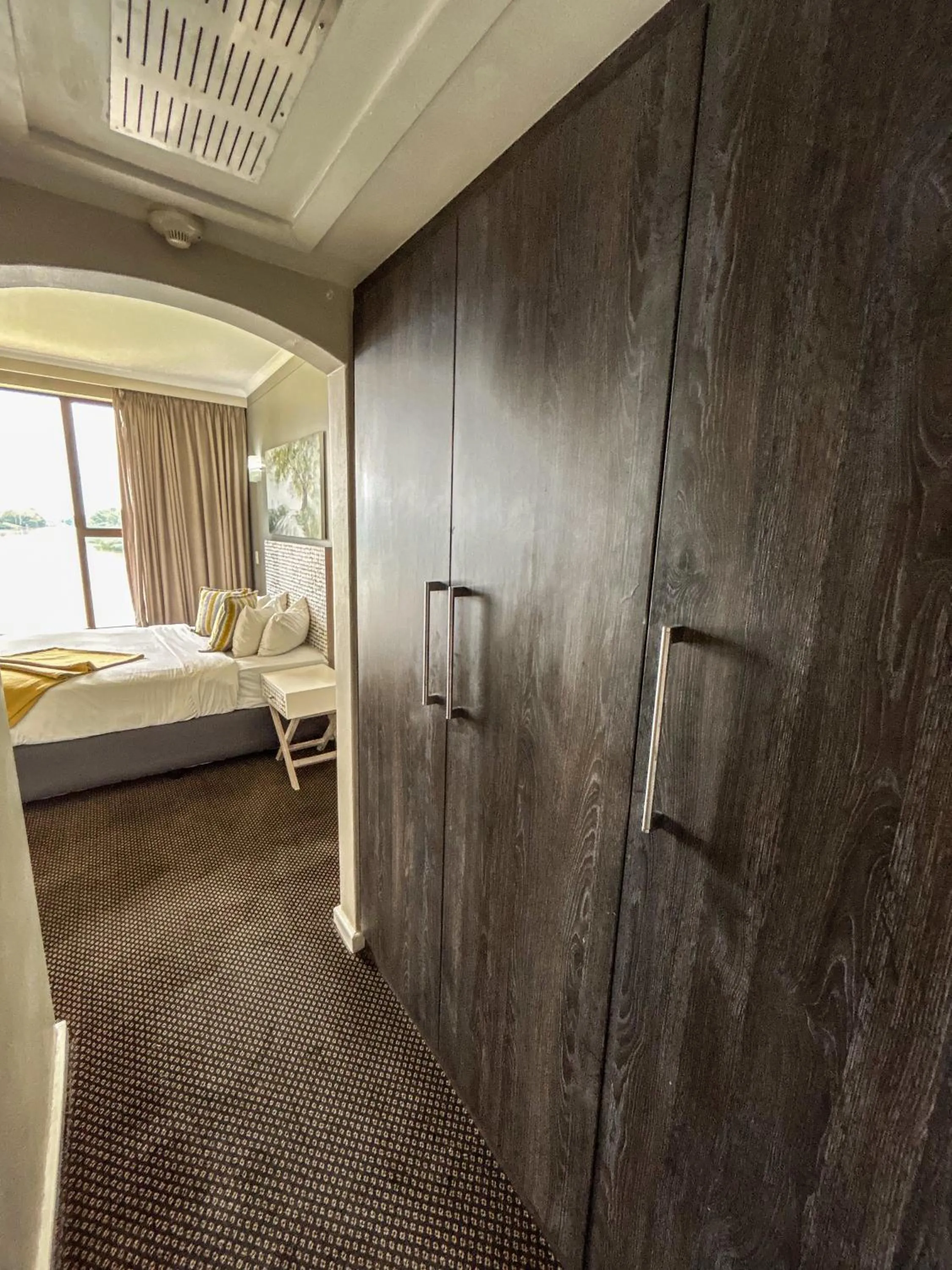 Bedroom, Bed in Riviera on Vaal Resort