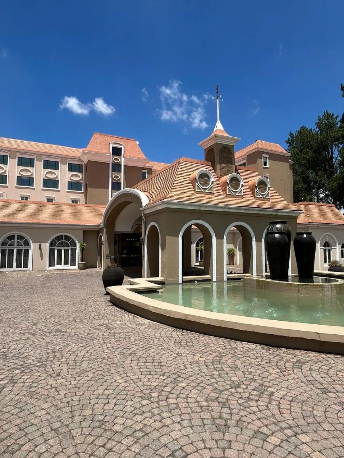 Property building in Riviera on Vaal Resort