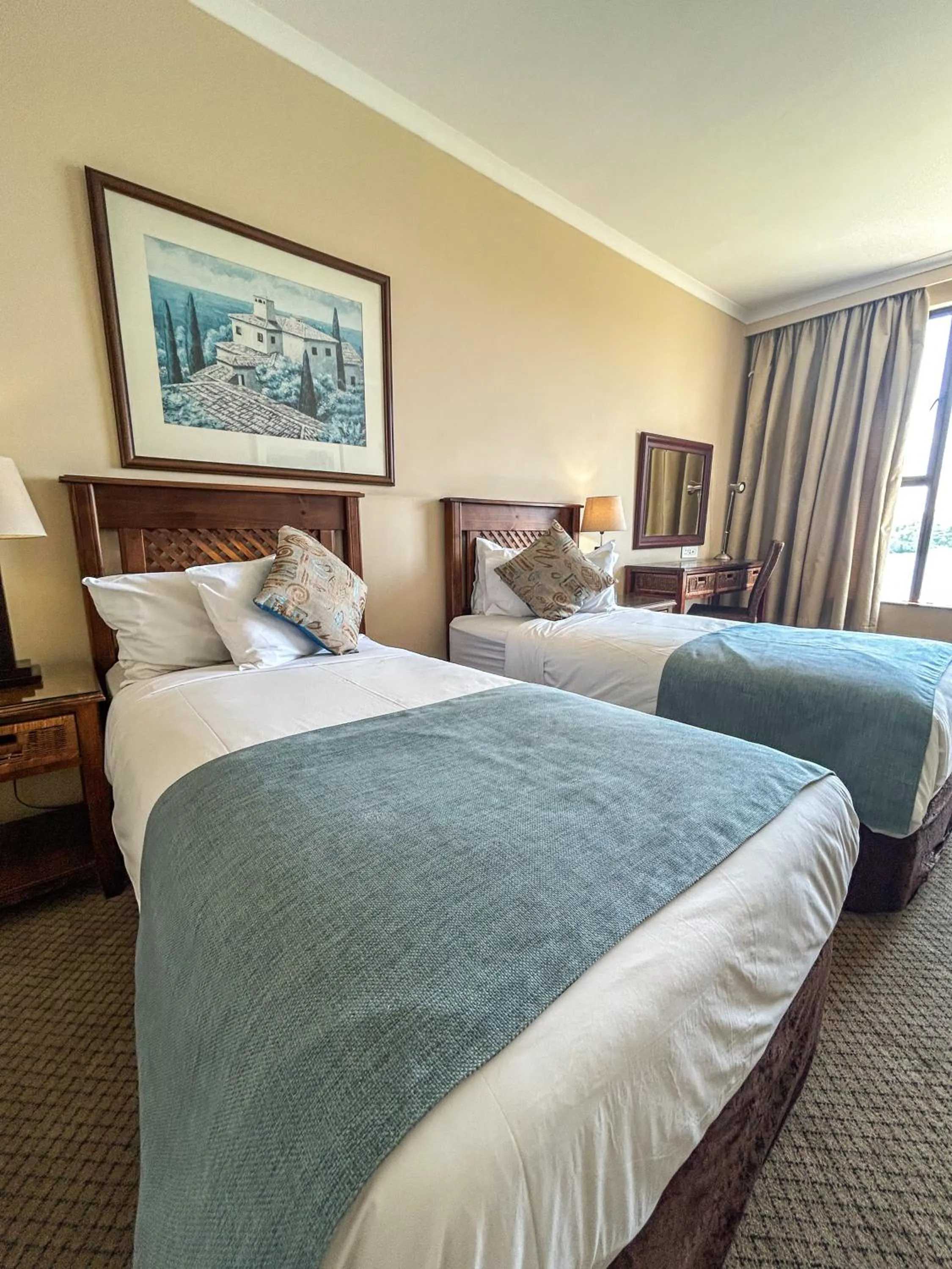 Bedroom, Bed in Riviera on Vaal Resort