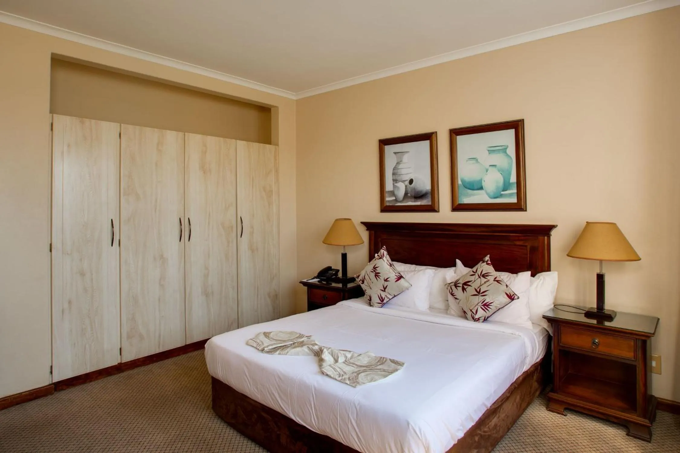Bed in Riviera on Vaal Resort