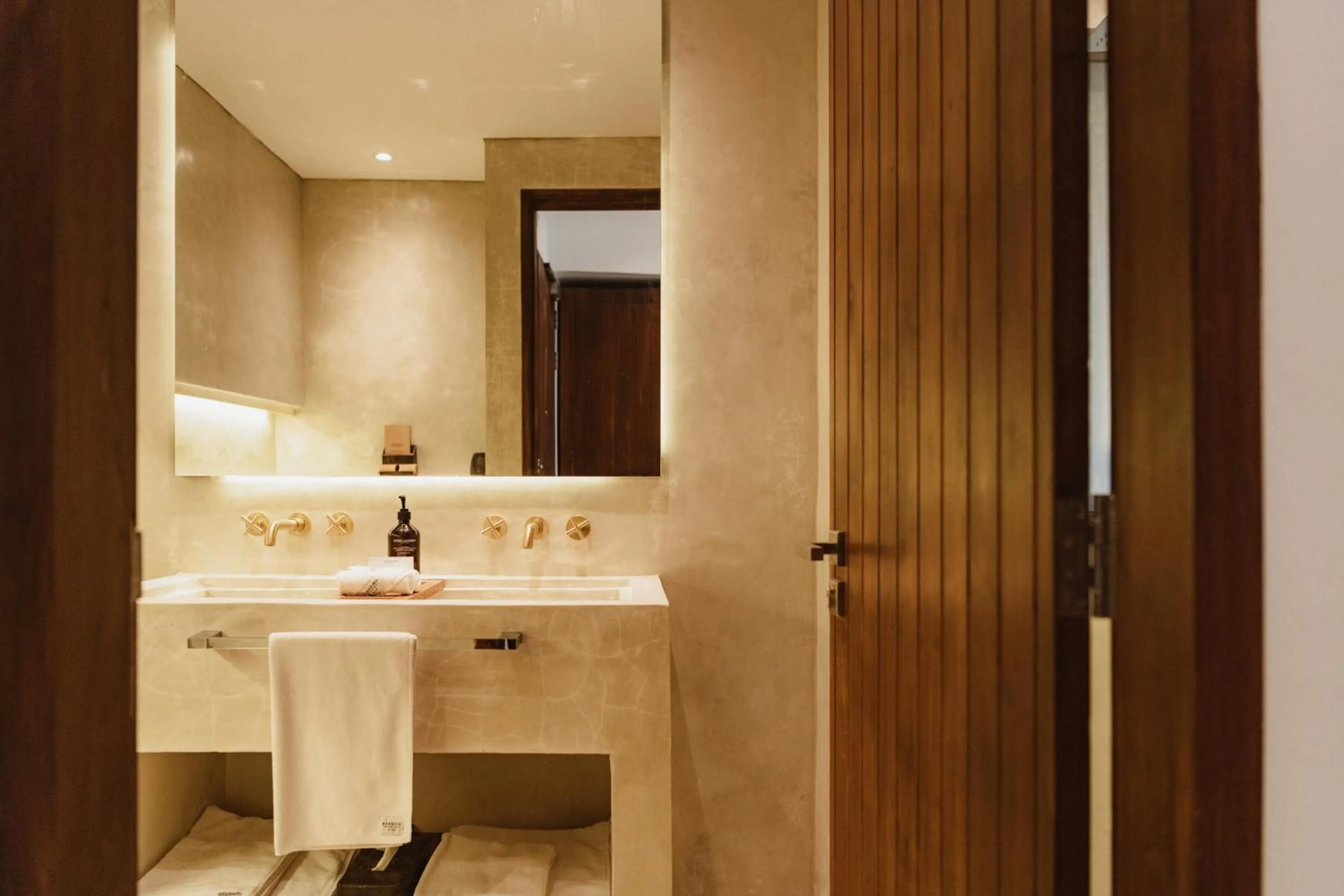 Harding Boutique Hotel