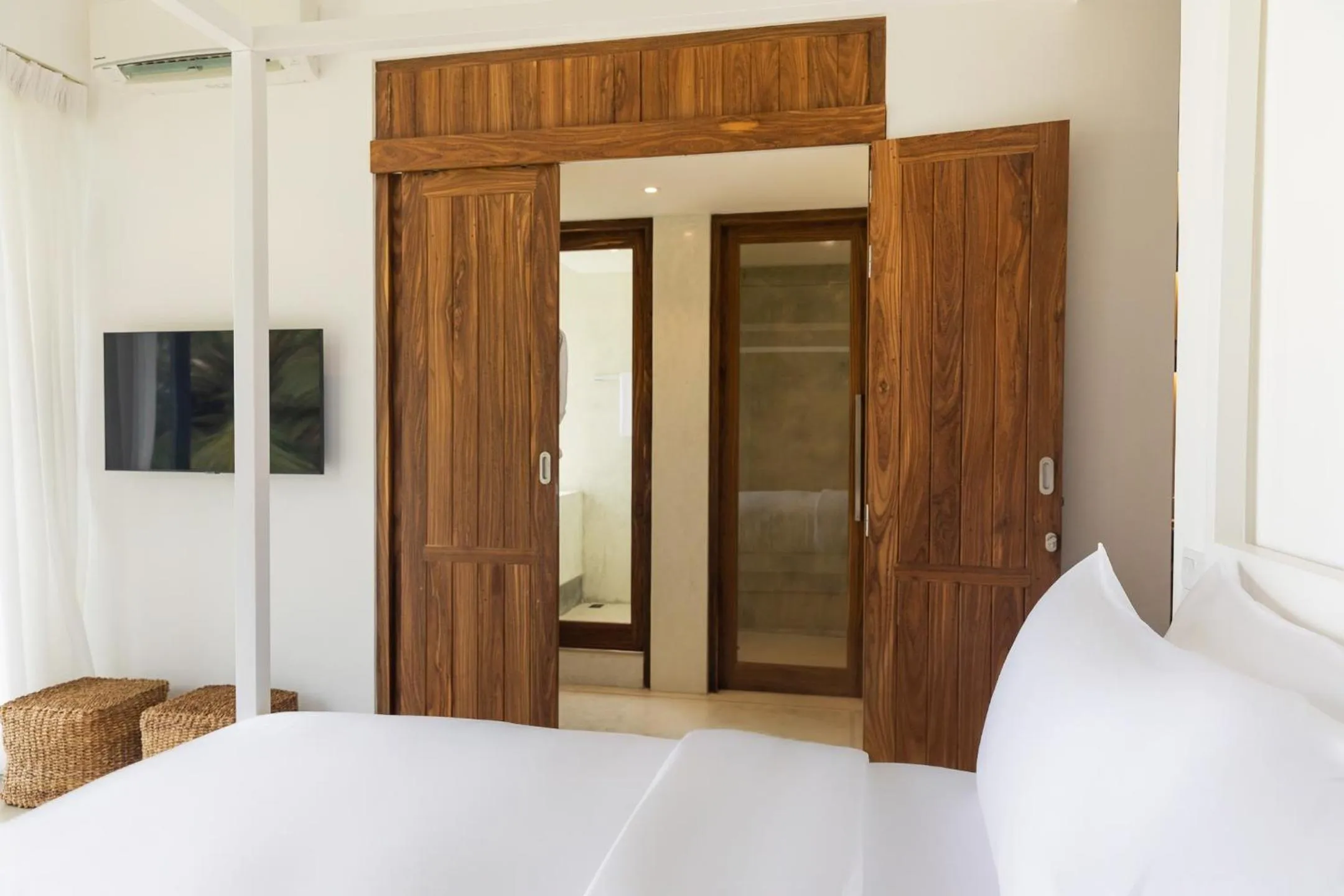 TV and multimedia, Bed in Harding Boutique Hotel