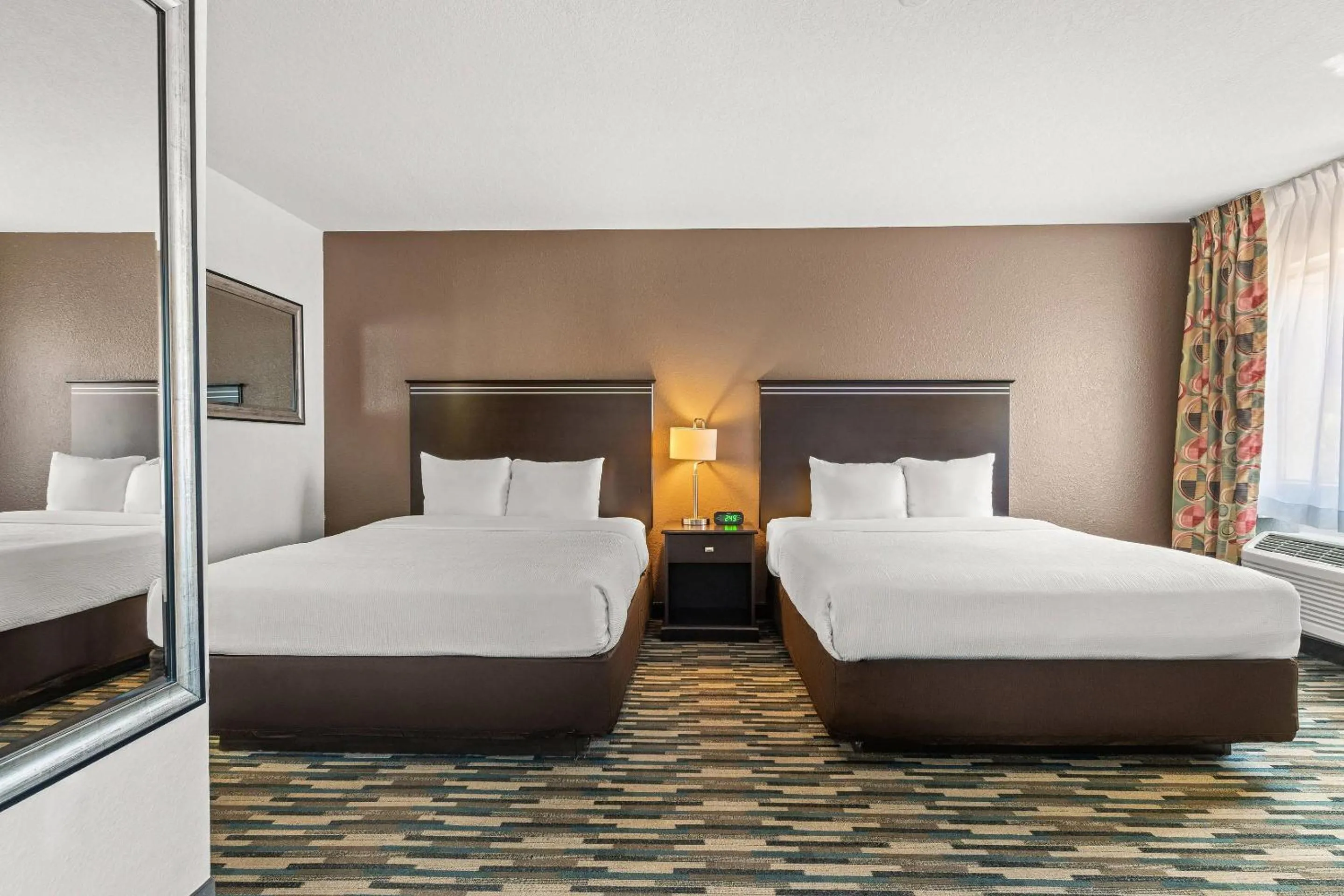 Bedroom, Bed in Quality Inn & Suites Denver International Airport