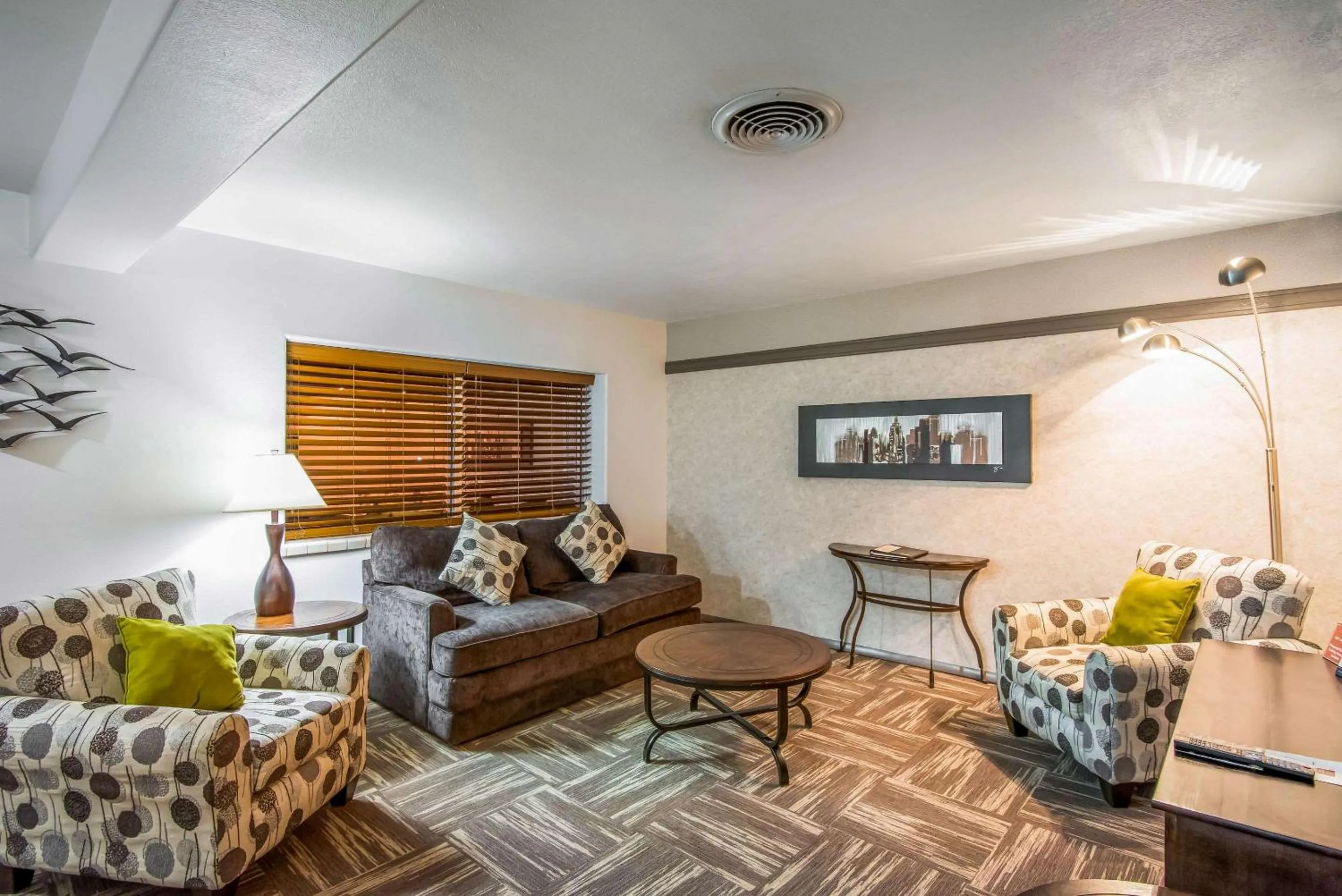 Bedroom in Clarion Inn Grand Junction Airport
