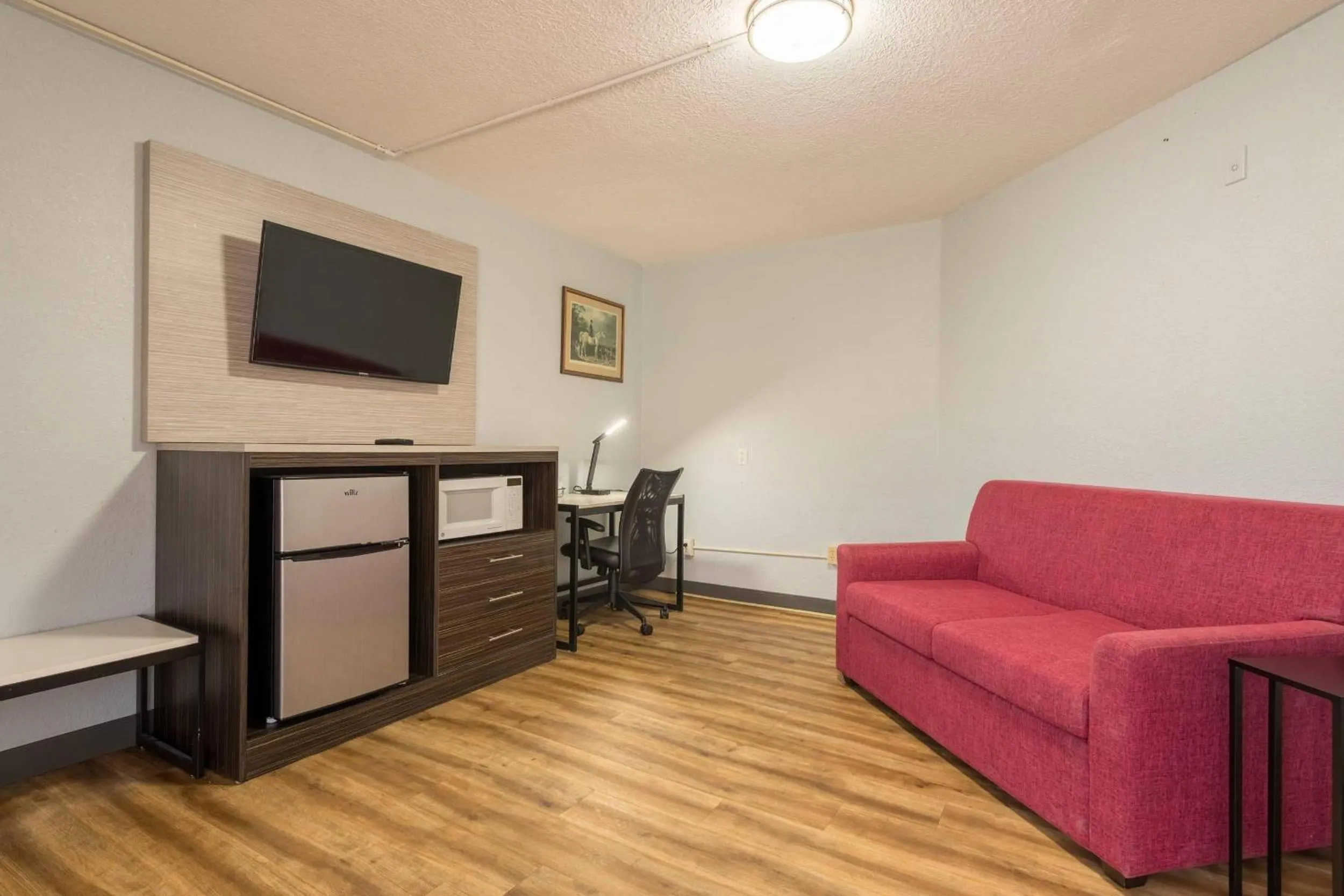 Bedroom in Quality Inn & Suites Manitou Springs at Pikes Peak