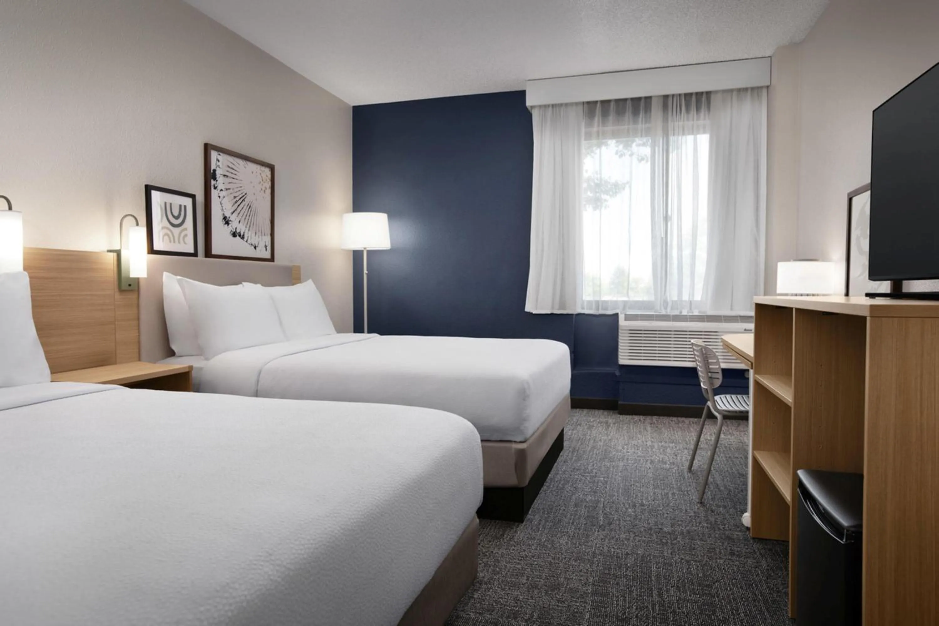 Bed in Spark by Hilton Lakewood Denver Southwest