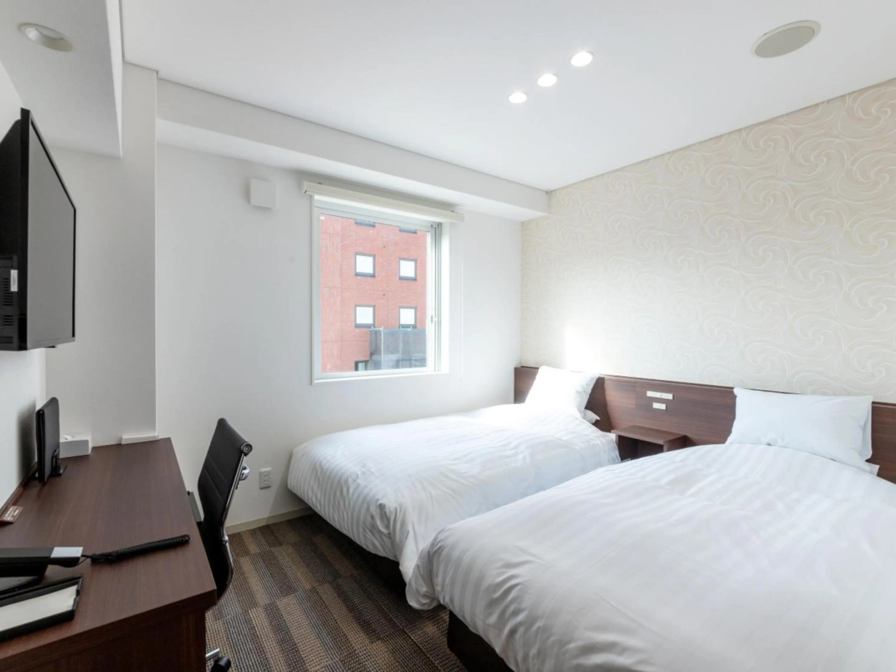 Photo of the whole room in Kurayoshi City Hotel