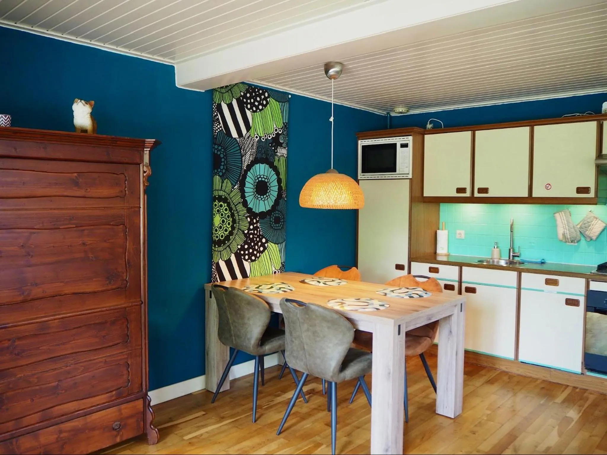 Kitchen or kitchenette in BnB De Peelvos